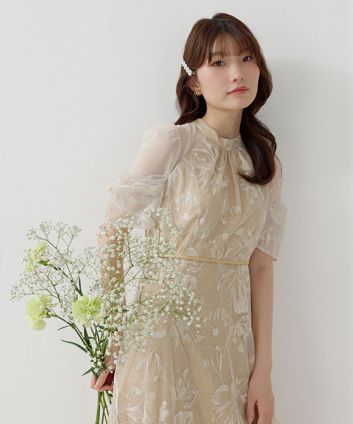 花柄刺繍レースアメスリタックスリーブフィットフレアドレス