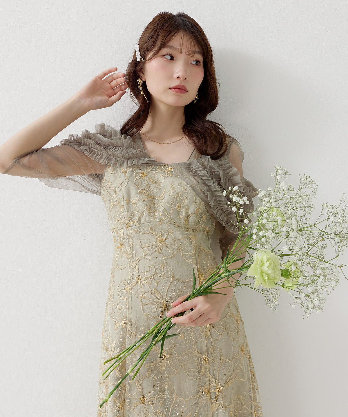 花柄刺繍ボリュームフリル袖フレアドレス