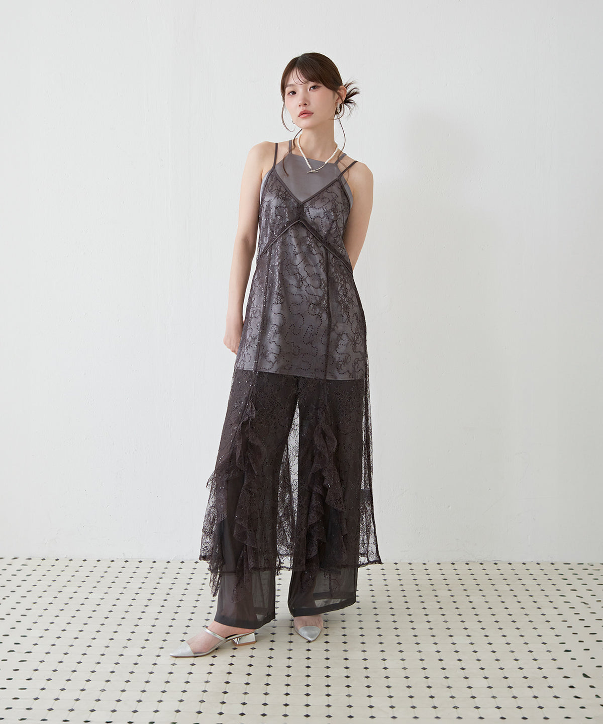 167cm / 着用 M / チャコールグレー
