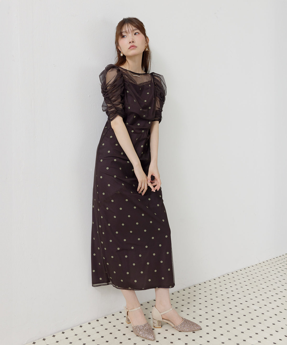 ドットチュールレイヤードレープドレス
