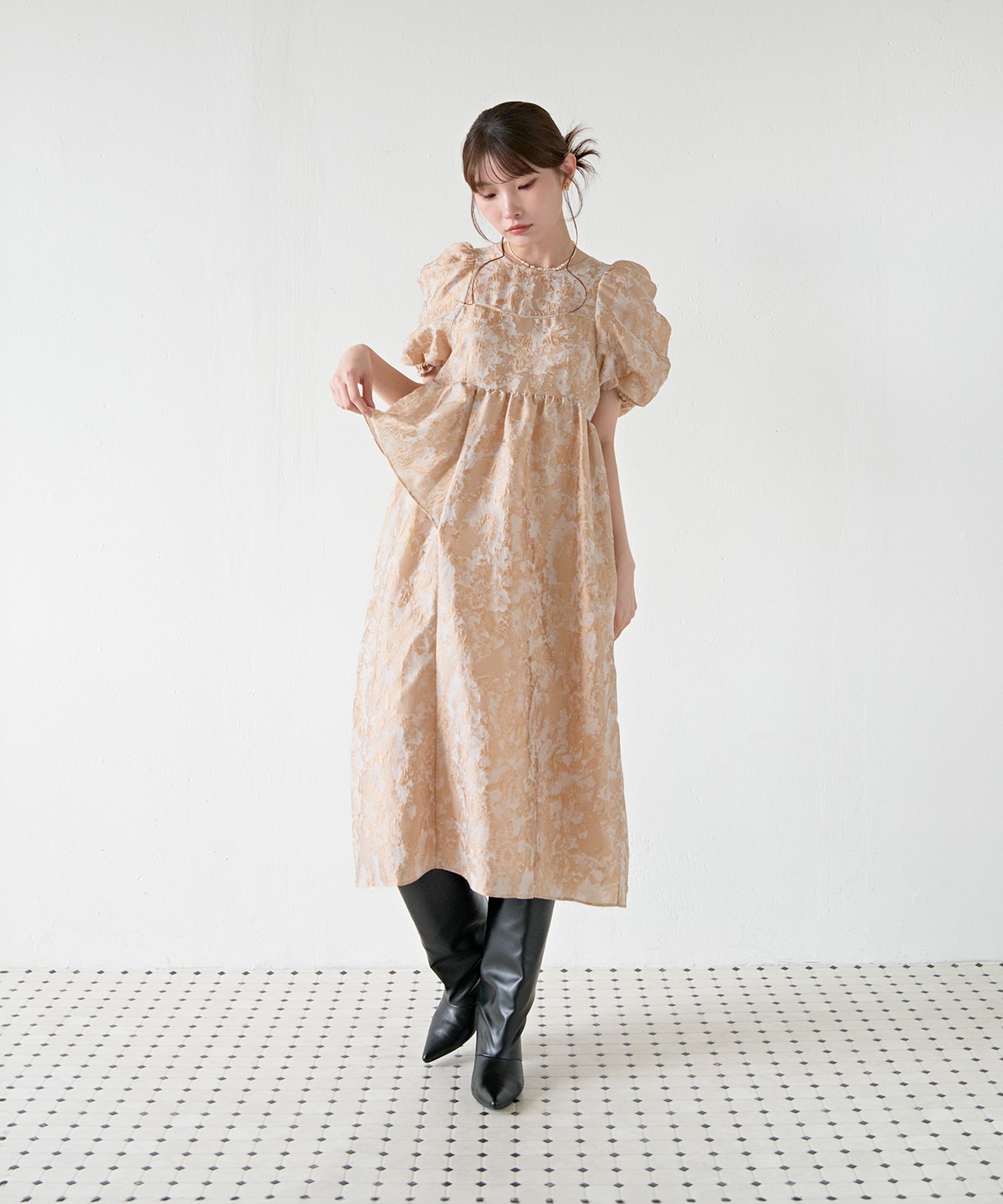167cm / 着用 M / ベージュ