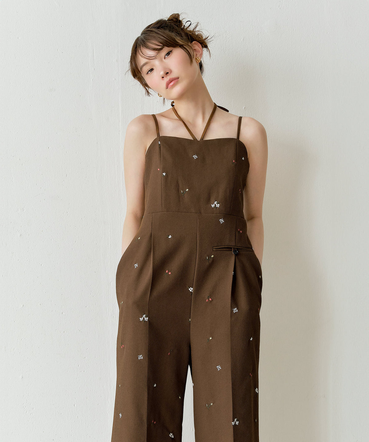 花柄刺繍オールインワンパンツドレス