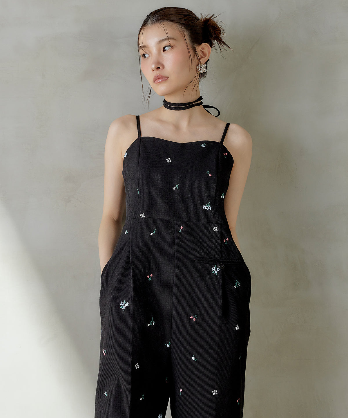 花柄刺繍オールインワンパンツドレス