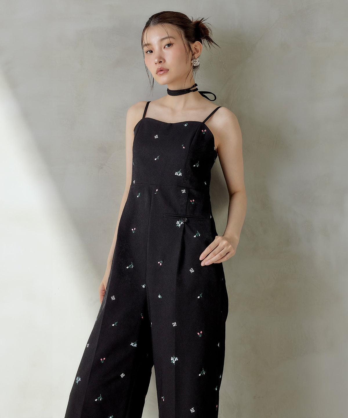 花柄刺繍オールインワンパンツドレス