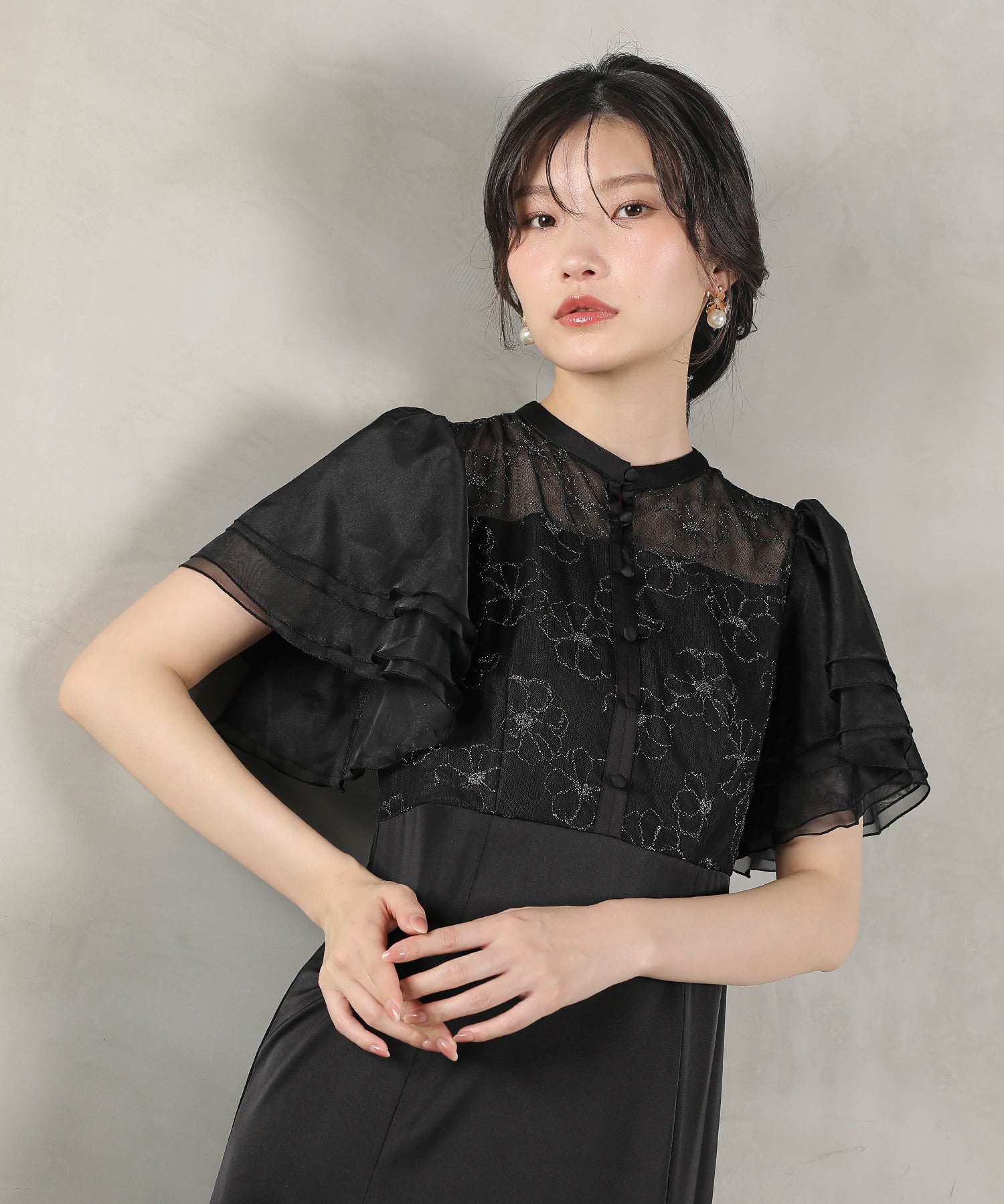 ラッフルスリーブ 刺繍レース ワンピース ドレス