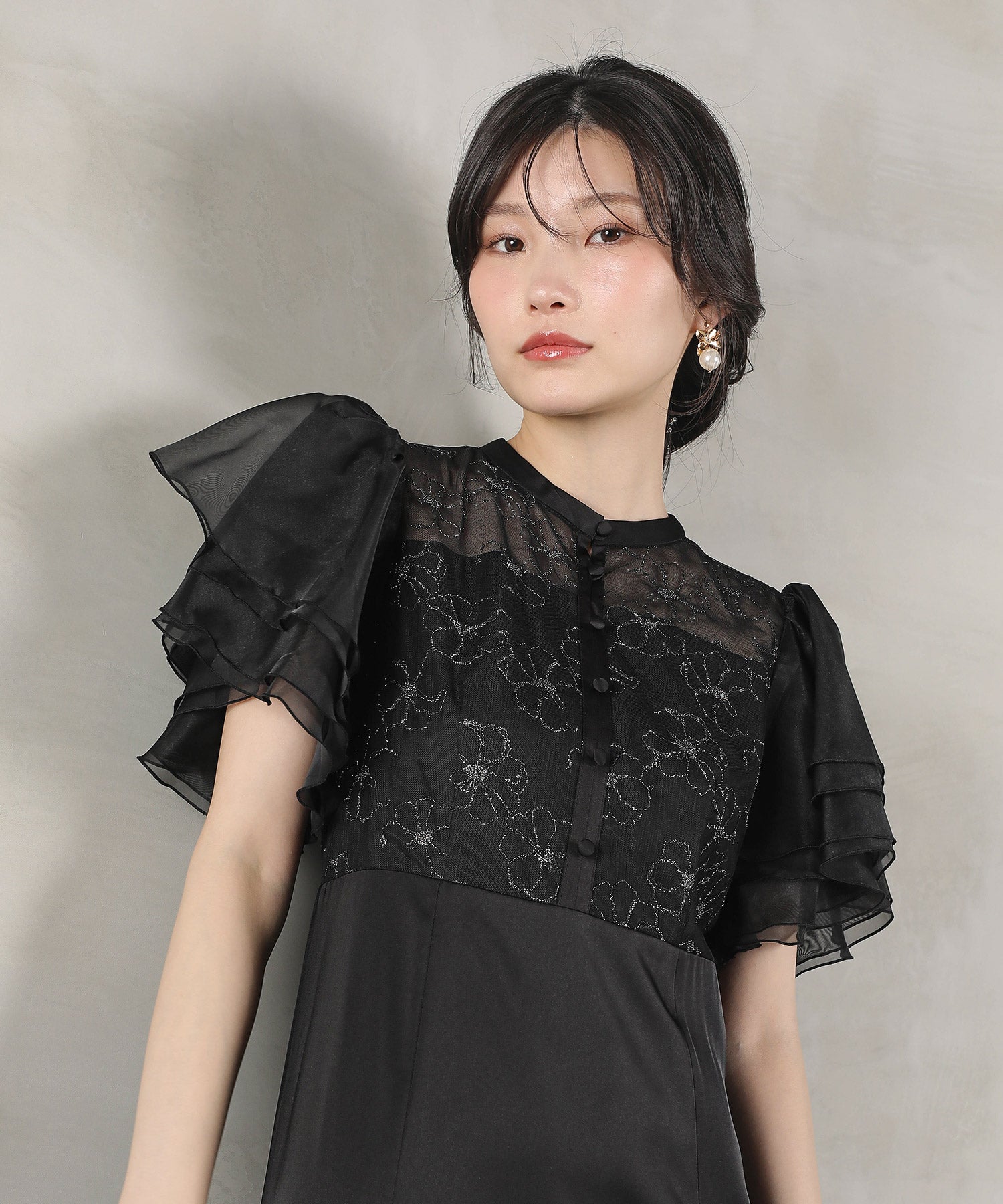 ラッフルスリーブ 刺繍レース ワンピース ドレス