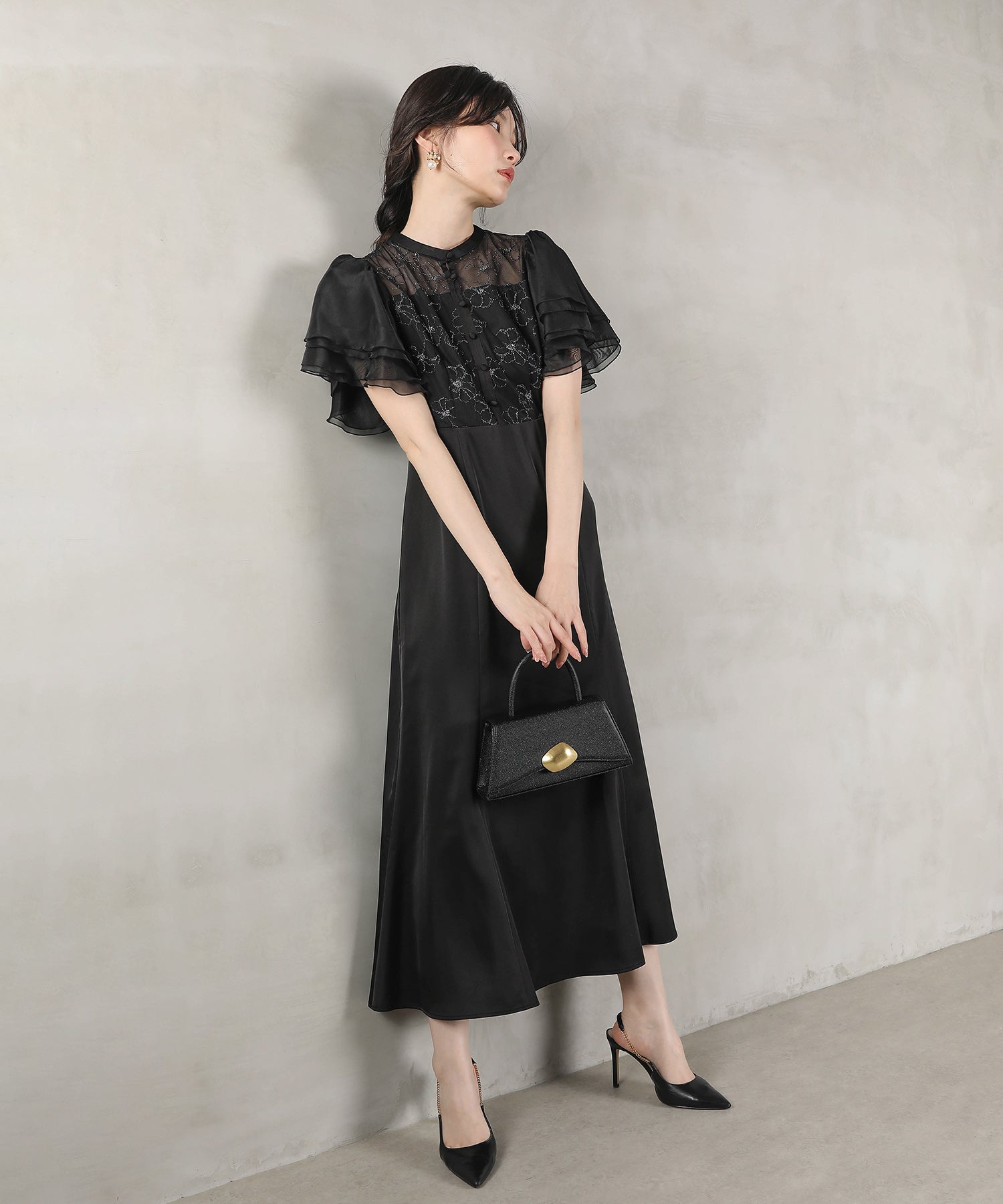 ラッフルスリーブ 刺繍レース ワンピース ドレス