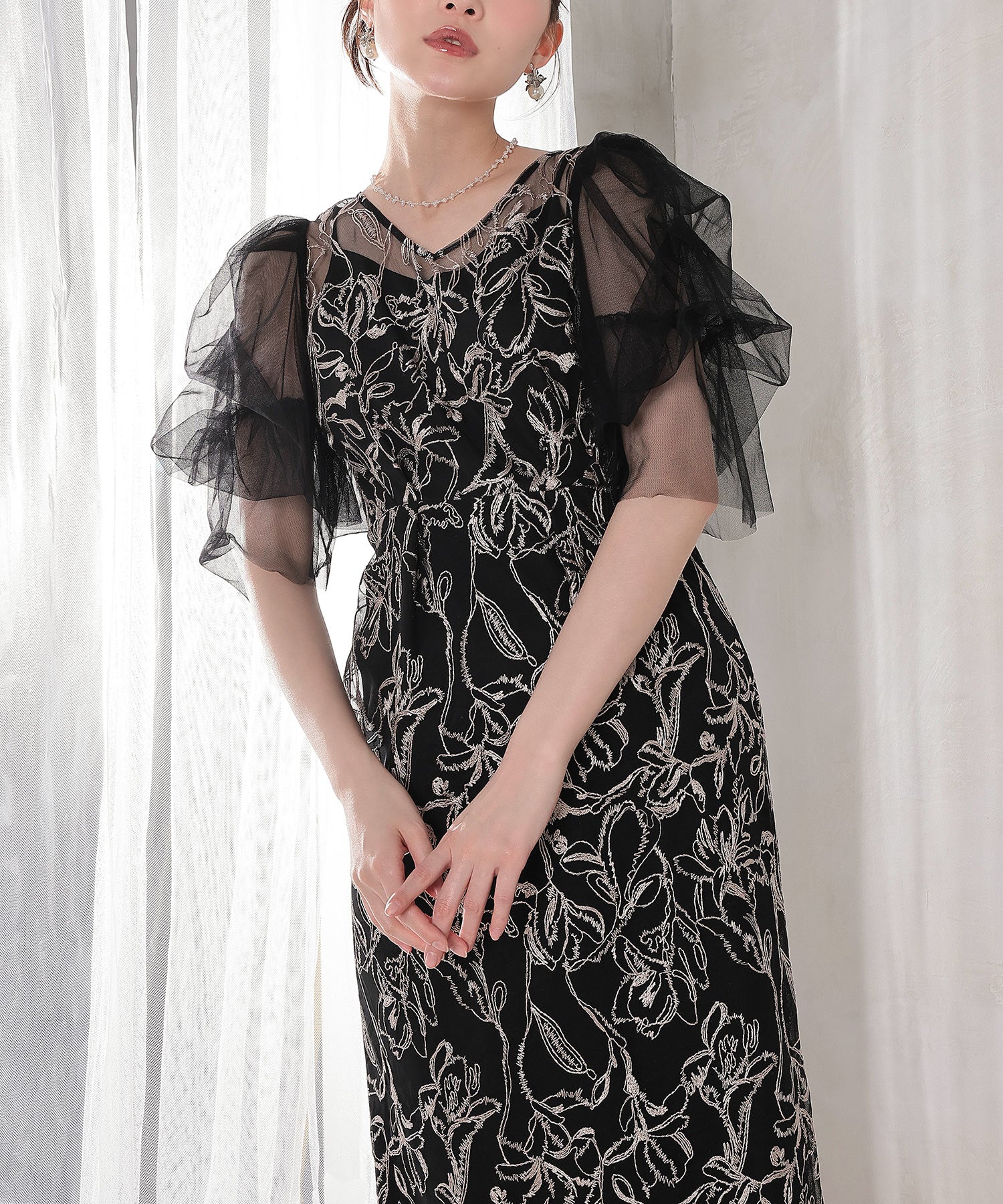 刺繍レース チュールスリーブ パーティードレス