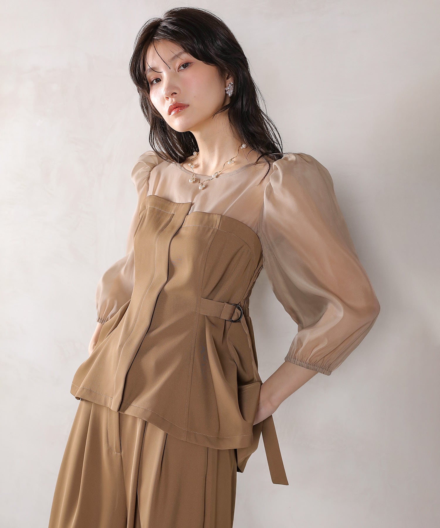 ビスチェペプラムトップス パンツ セットアップ ドレス