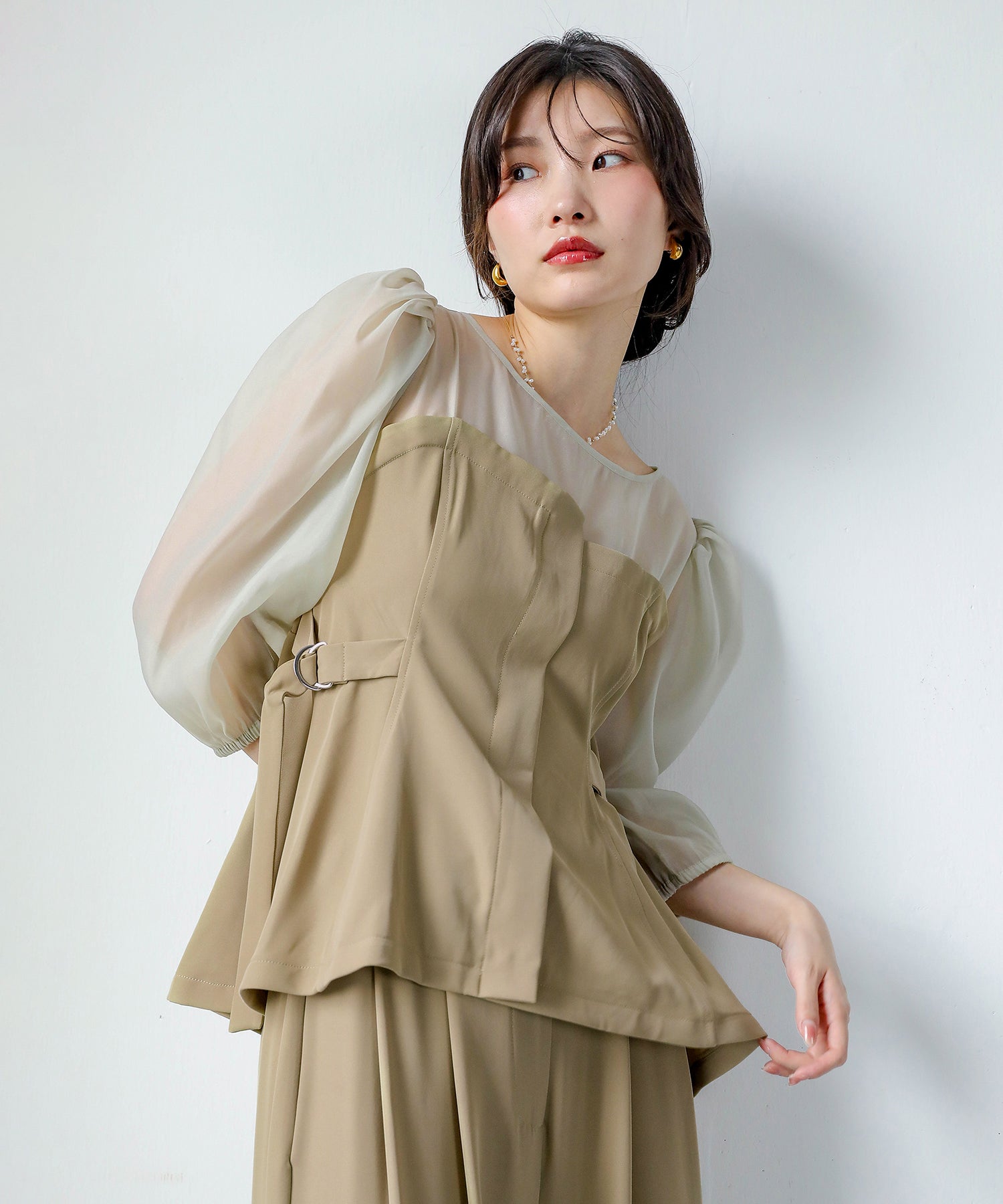 ビスチェペプラムトップス パンツ セットアップ ドレス