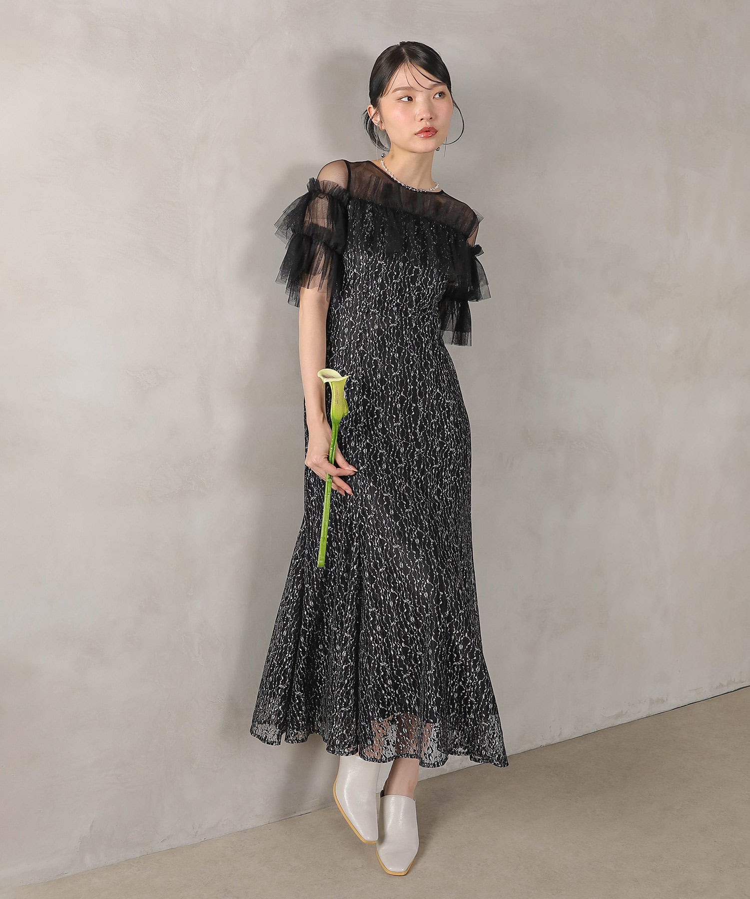 ラメチュールレース フリル Aライン ワンピースドレス