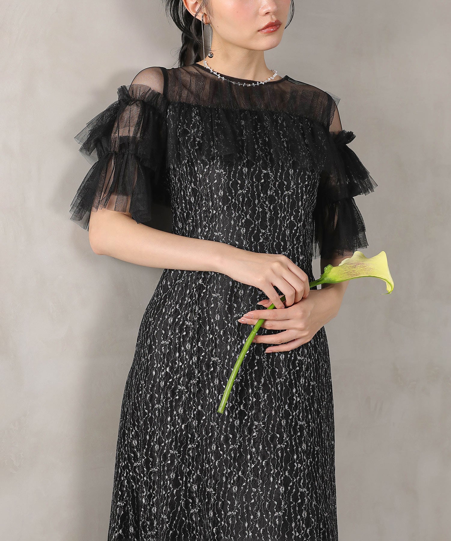 ラメチュールレース フリル Aライン ワンピースドレス