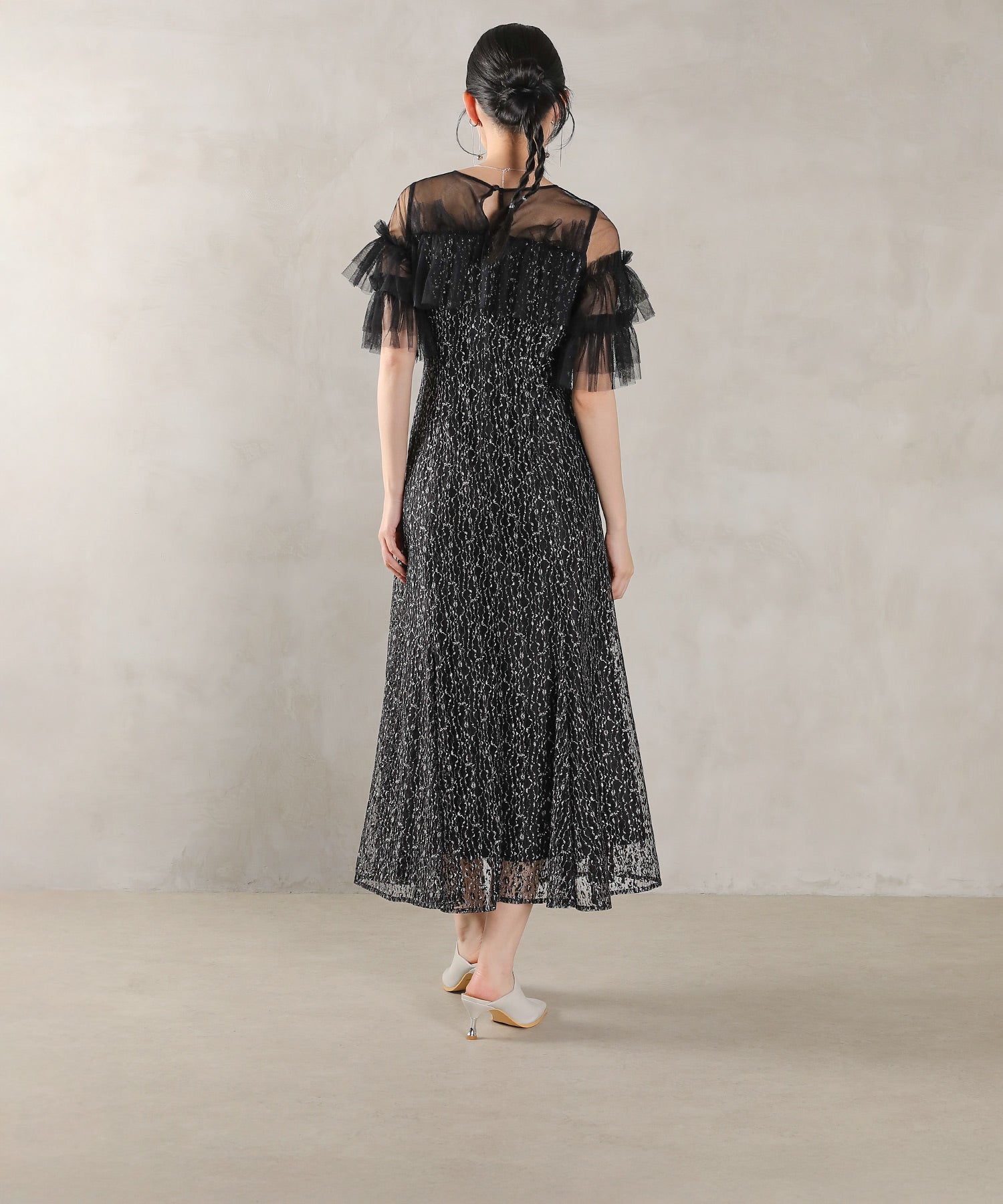 ラメチュールレース フリル Aライン ワンピースドレス