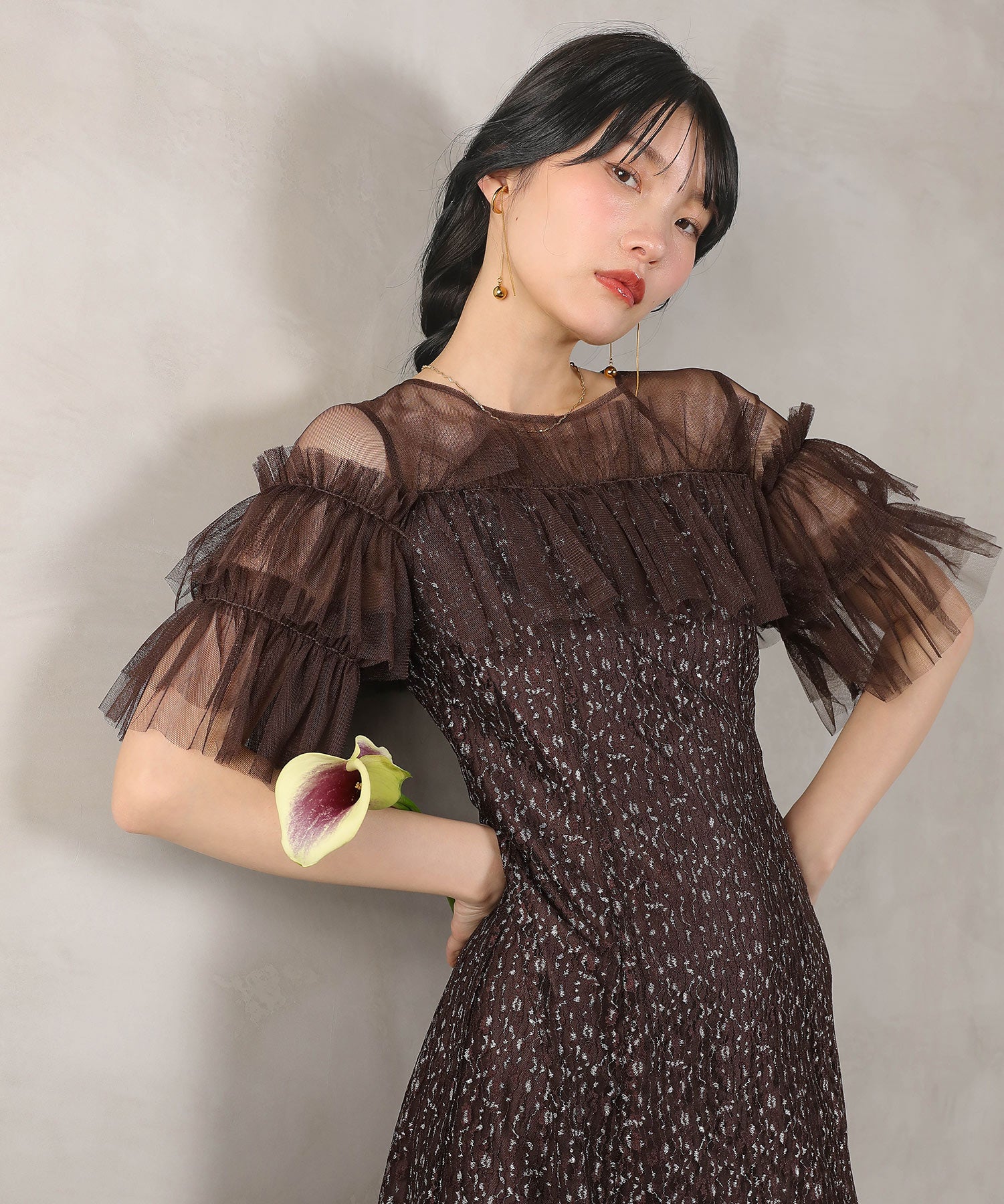 ラメチュールレース フリル Aライン ワンピースドレス