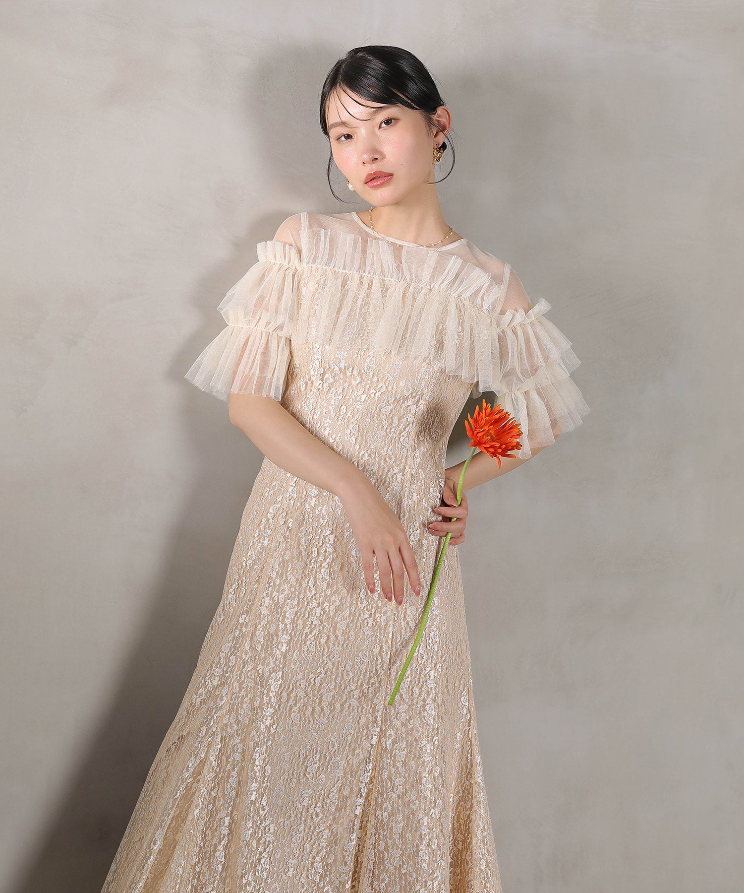 ラメチュールレース フリル Aライン ワンピースドレス