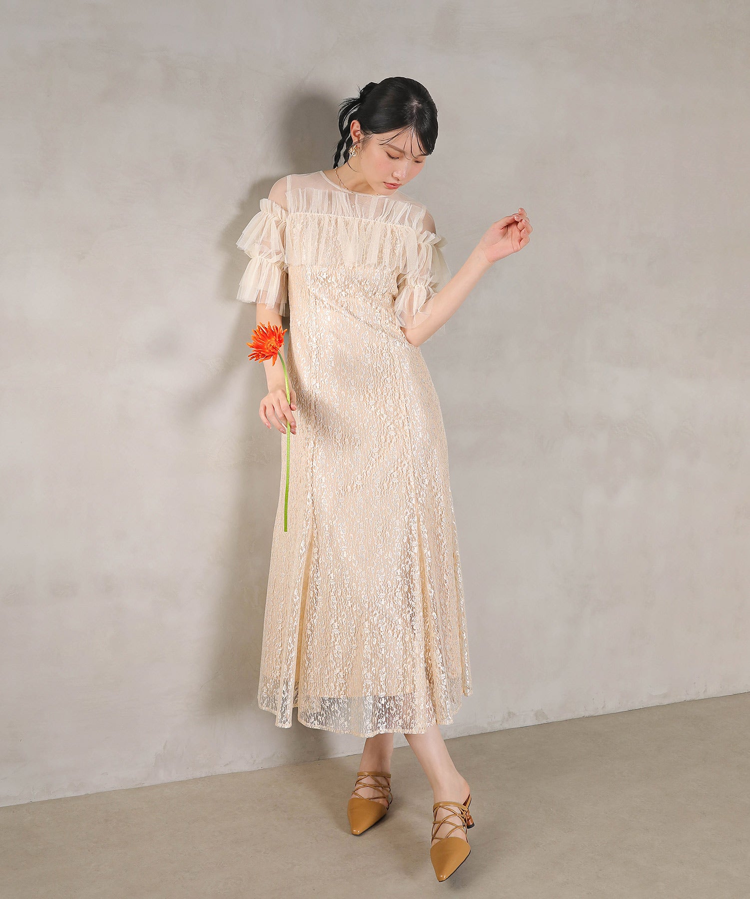 ラメチュールレース フリル Aライン ワンピースドレス