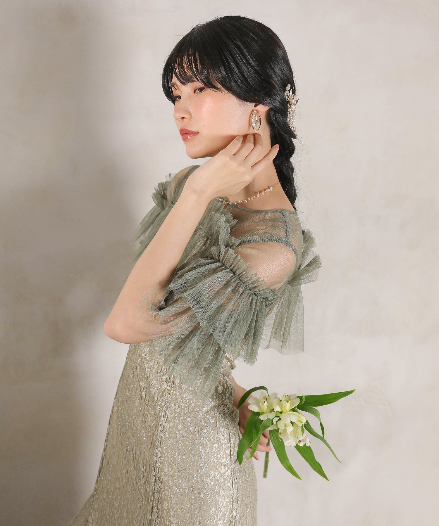 ラメチュールレース フリル Aライン ワンピースドレス