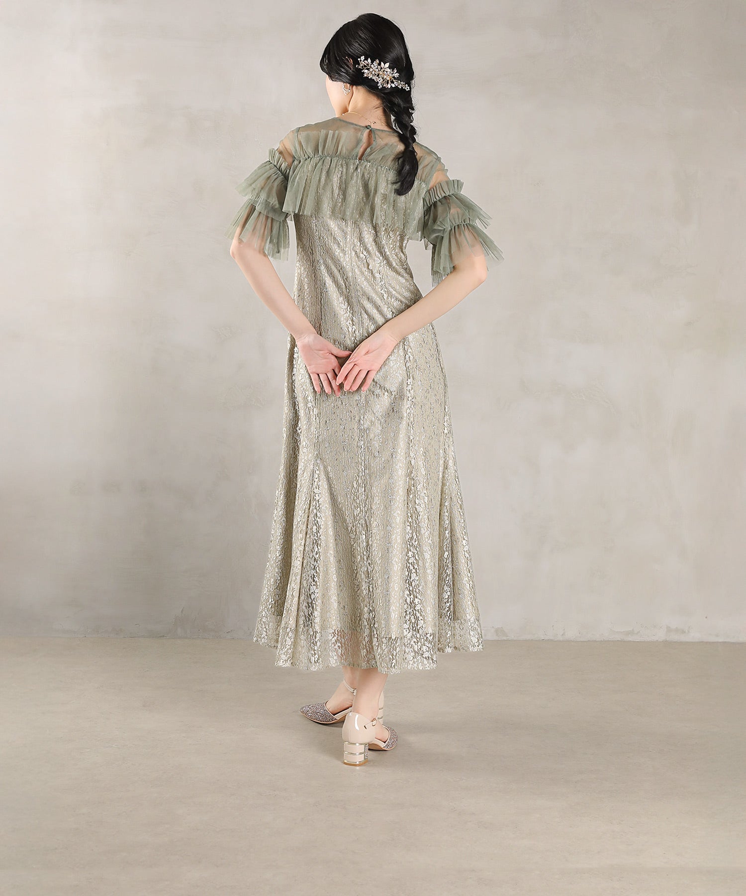 ラメチュールレース フリル Aライン ワンピースドレス