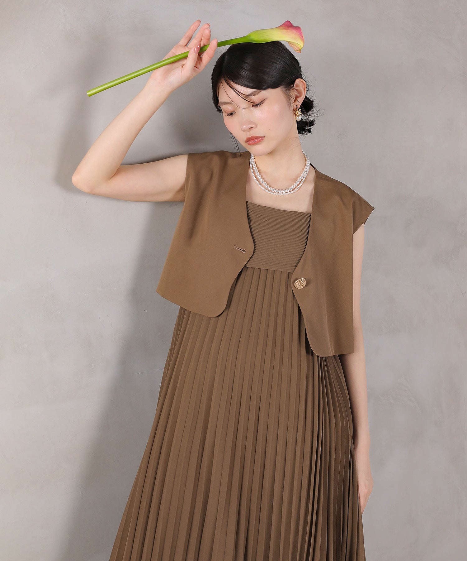 プリ―ツ Aライン ワンピース ジレ ジャケット 2点セット