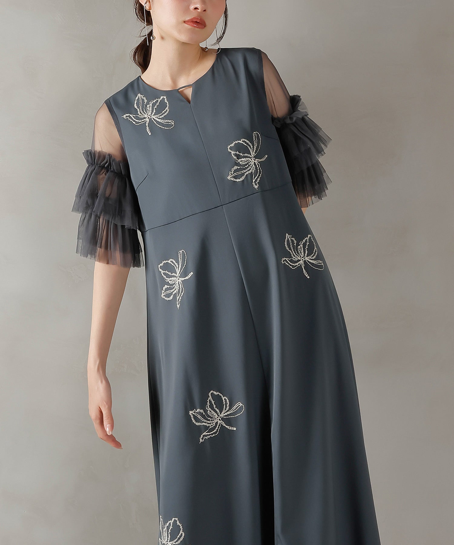 刺繍レース チュールフリル Aライン ドレス