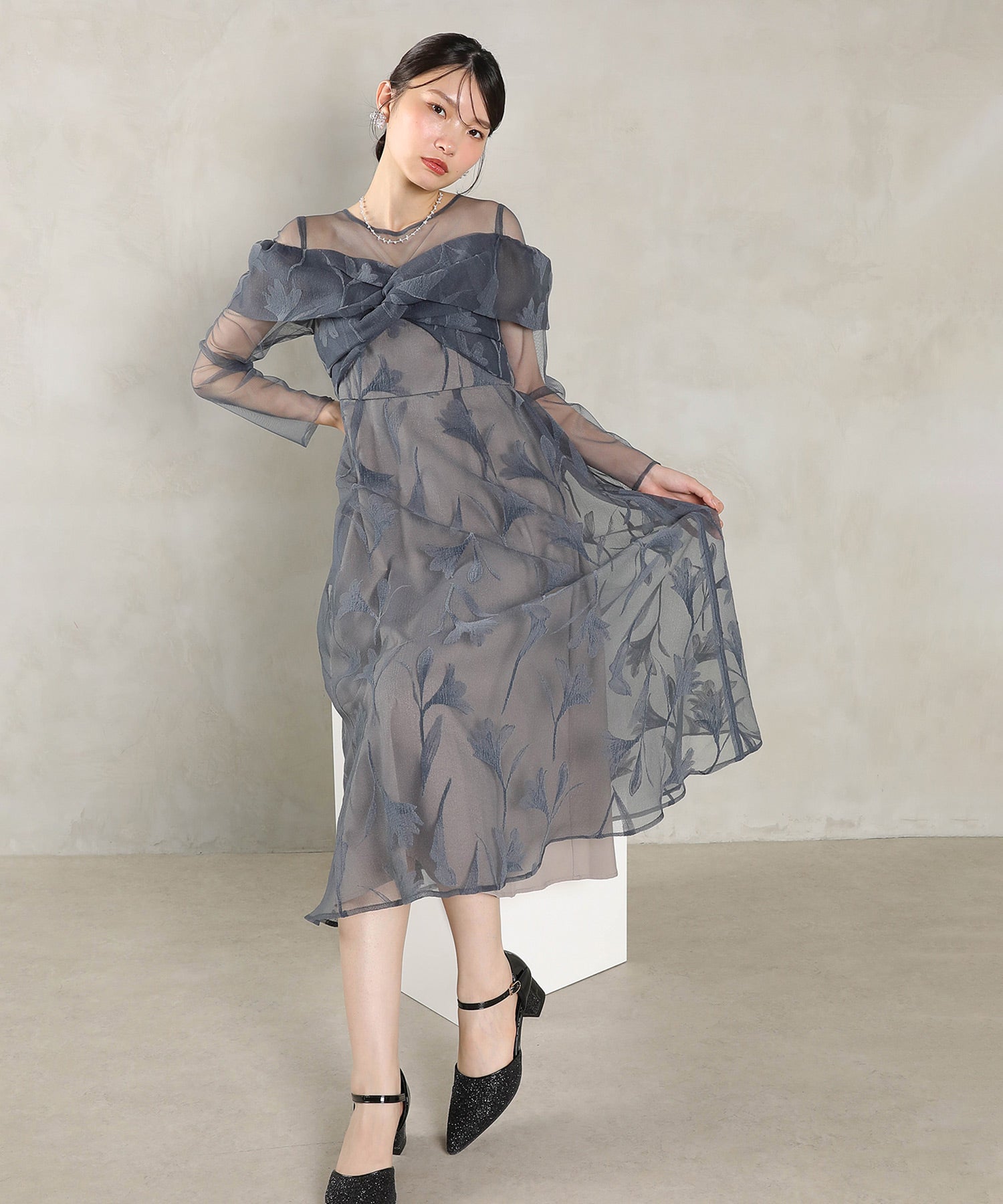 フロッキーレース チュール ボリュームデザイン Aライン ワンピース ドレスパーティー 結婚式 お呼ばれ オケージョン