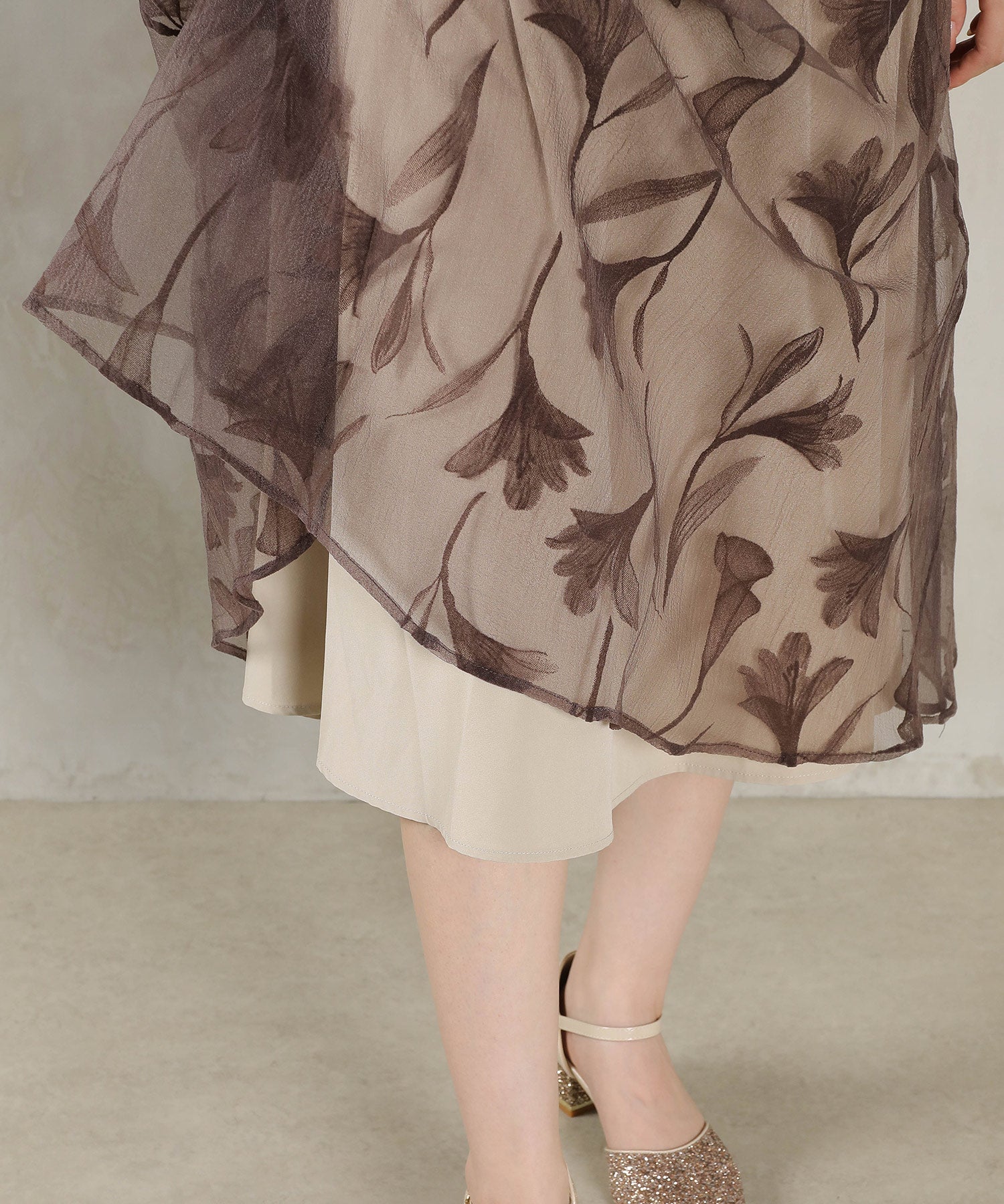 フロッキーレース チュール ボリュームデザイン Aライン ワンピース ドレスパーティー 結婚式 お呼ばれ オケージョン