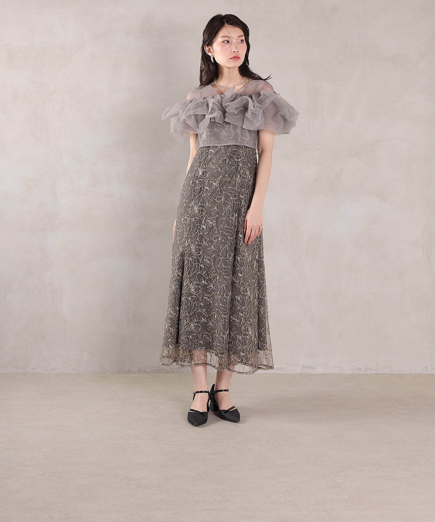 167cm / 着用 M / チャコールグレー