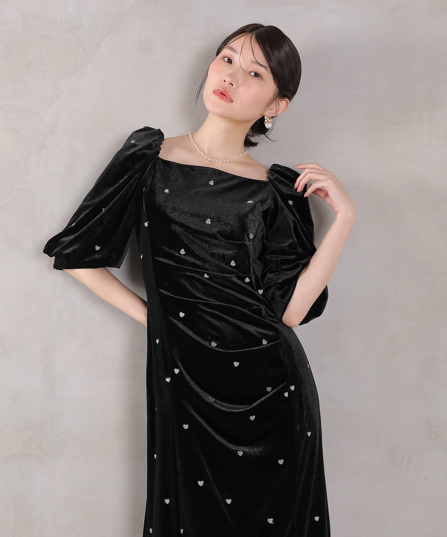 ハート刺繍 ベロア ウエストタック デザイン ワンピース ドレス