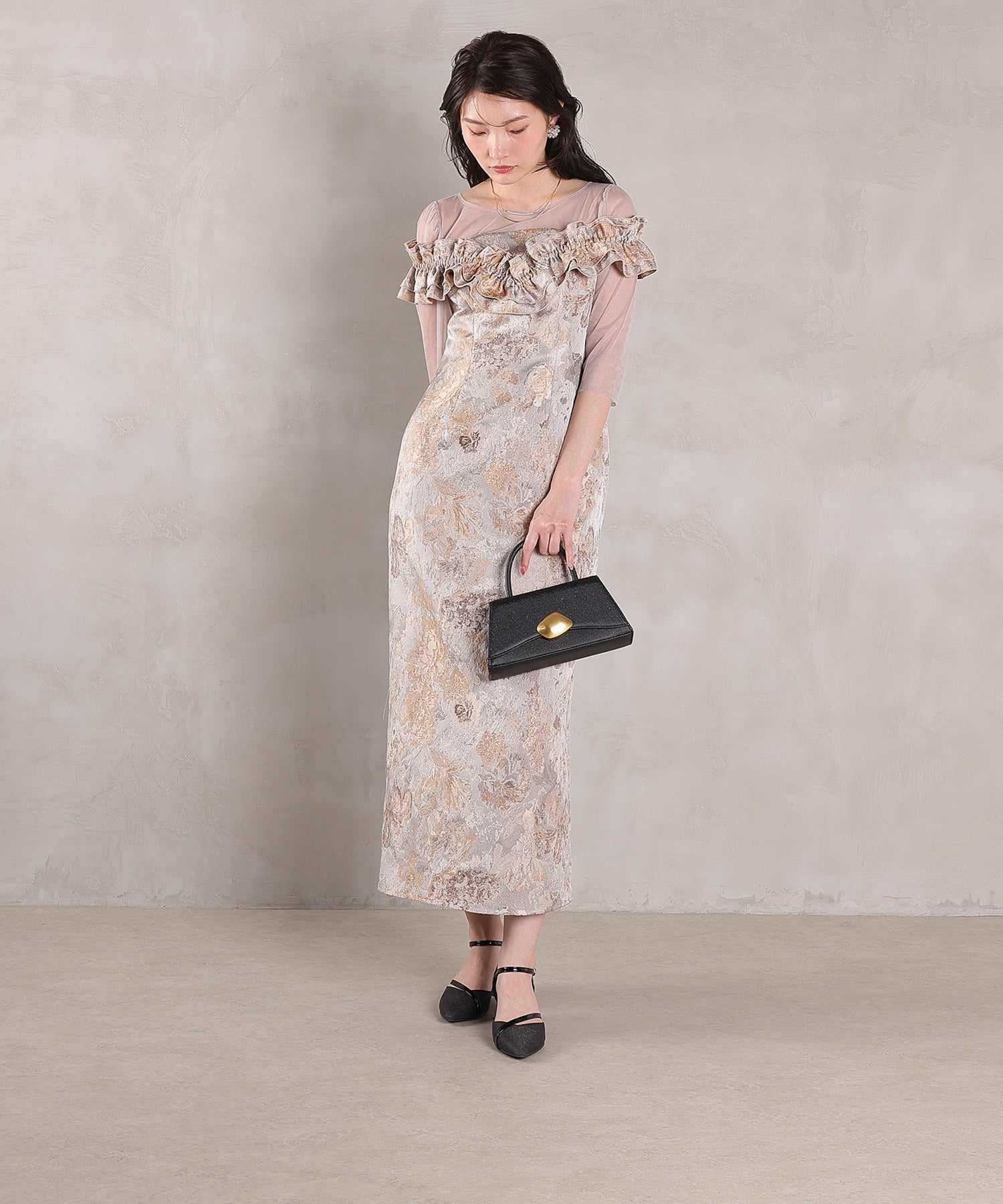 167cm / 着用 M / ベージュ