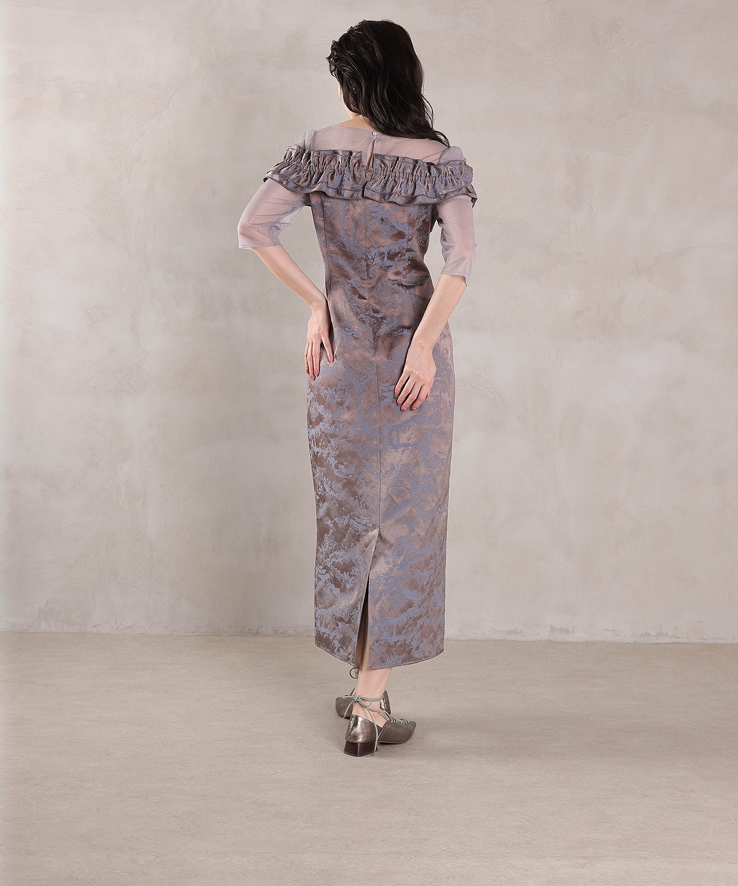 ハートネックフリルジャガードワンピースドレス