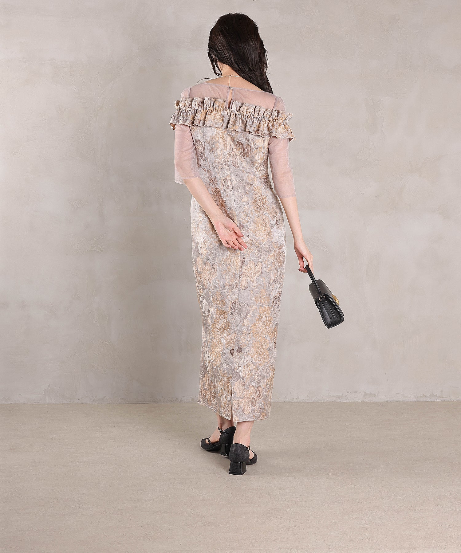 ハートネックフリルジャガードワンピースドレス