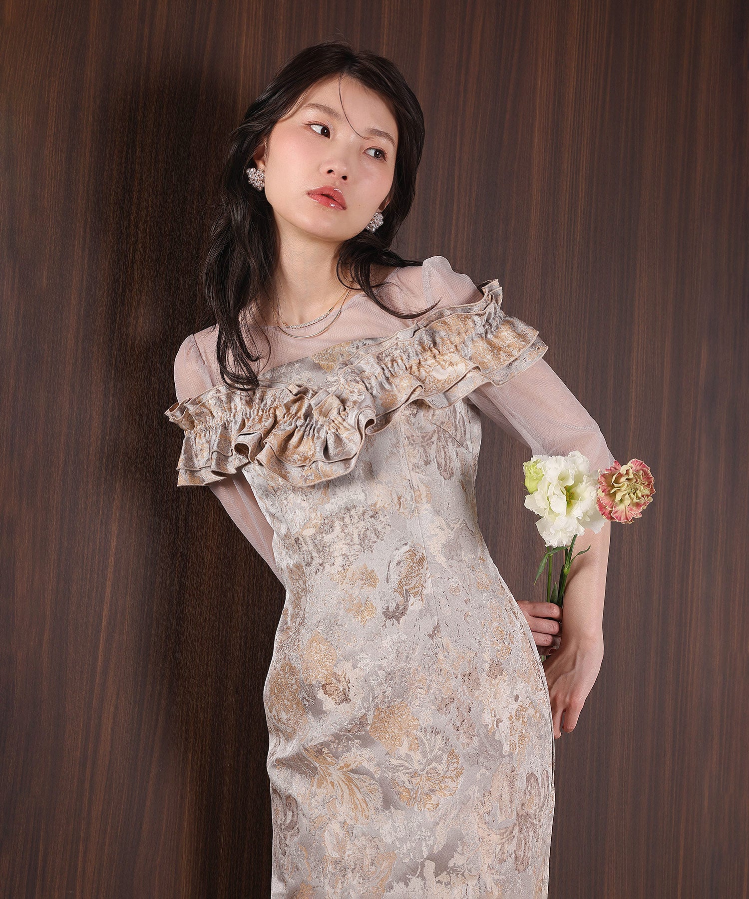 ハートネックフリルジャガードワンピースドレス