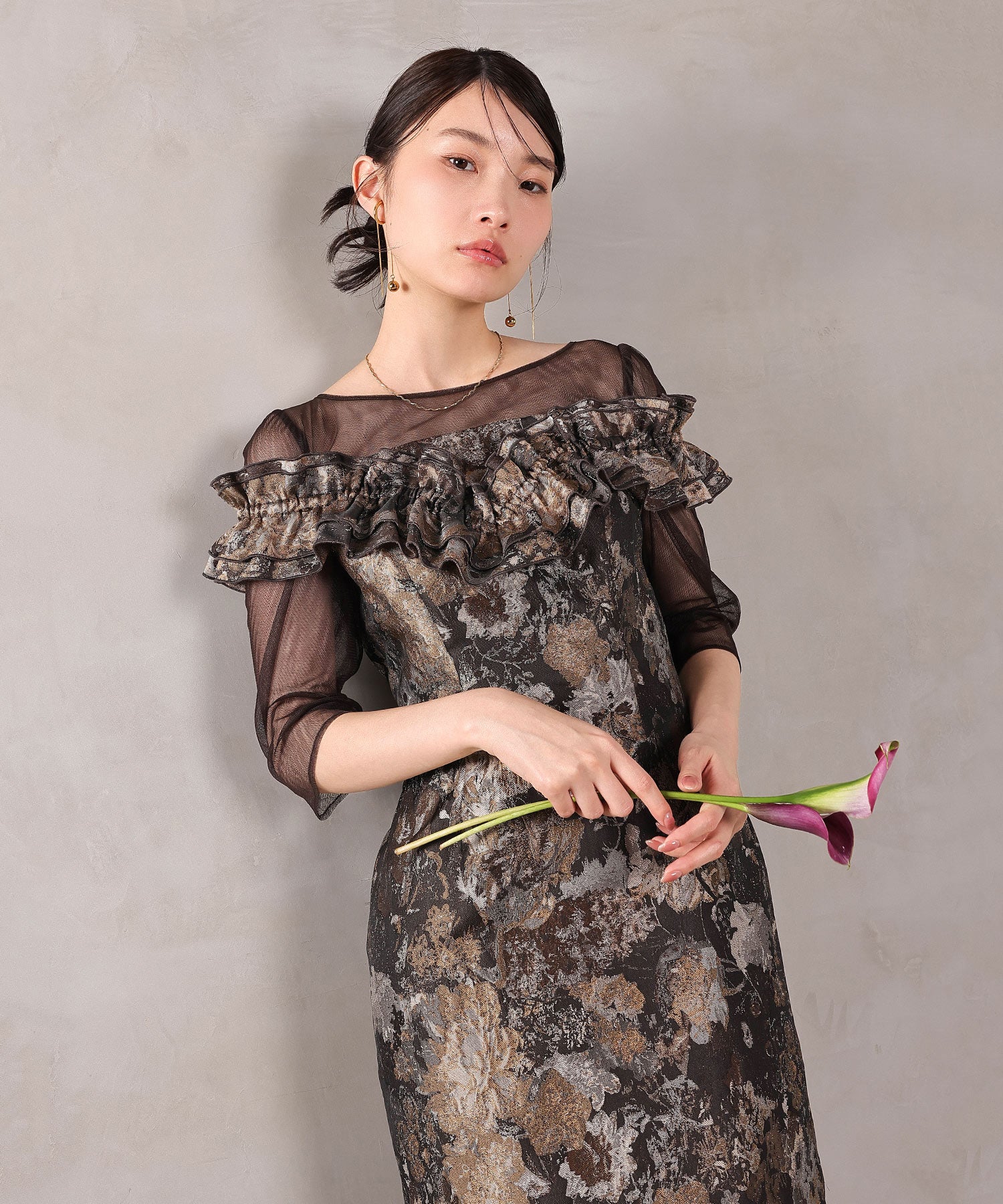 ハートネックフリルジャガードワンピースドレス