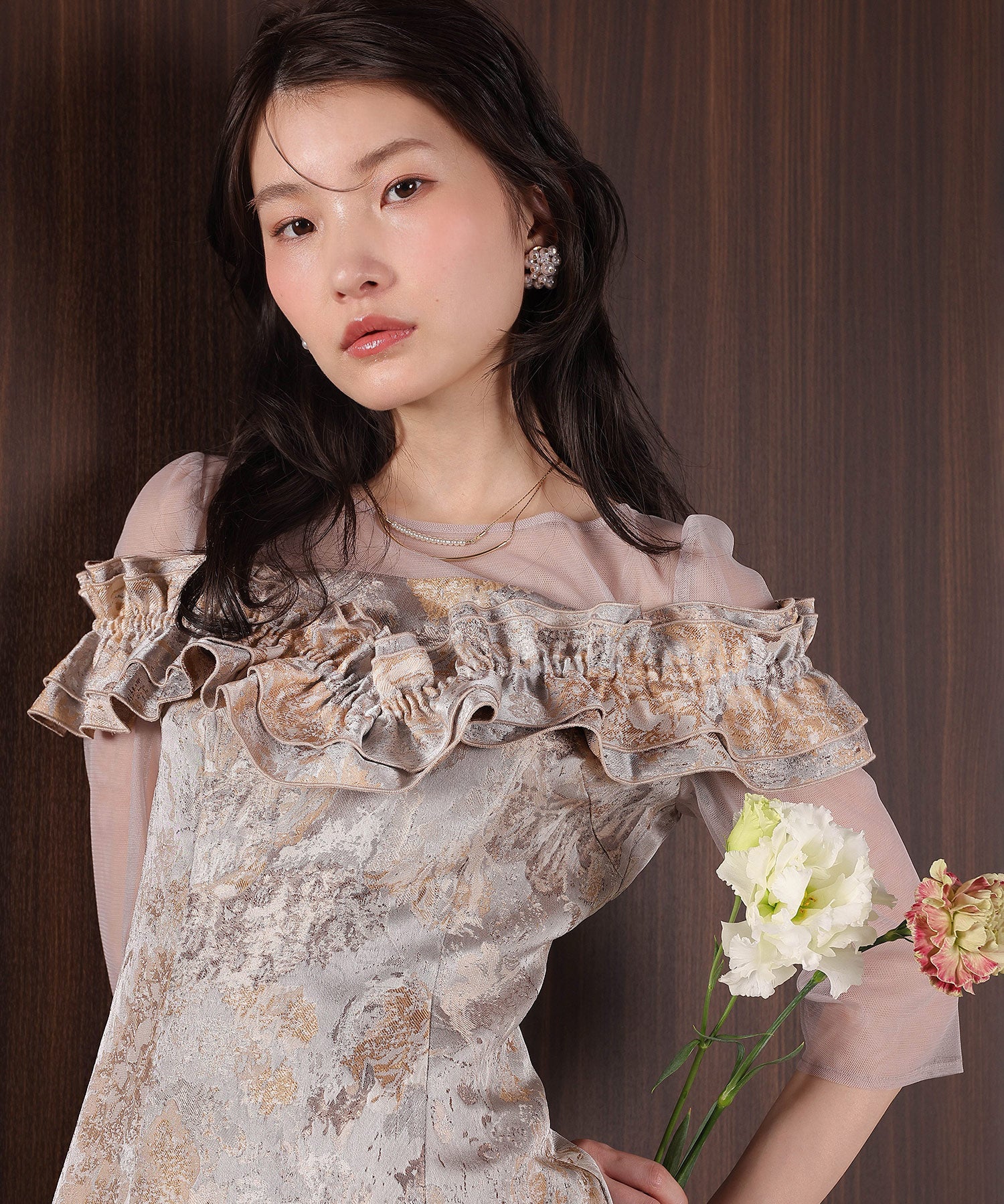 ハートネックフリルジャガードワンピースドレス