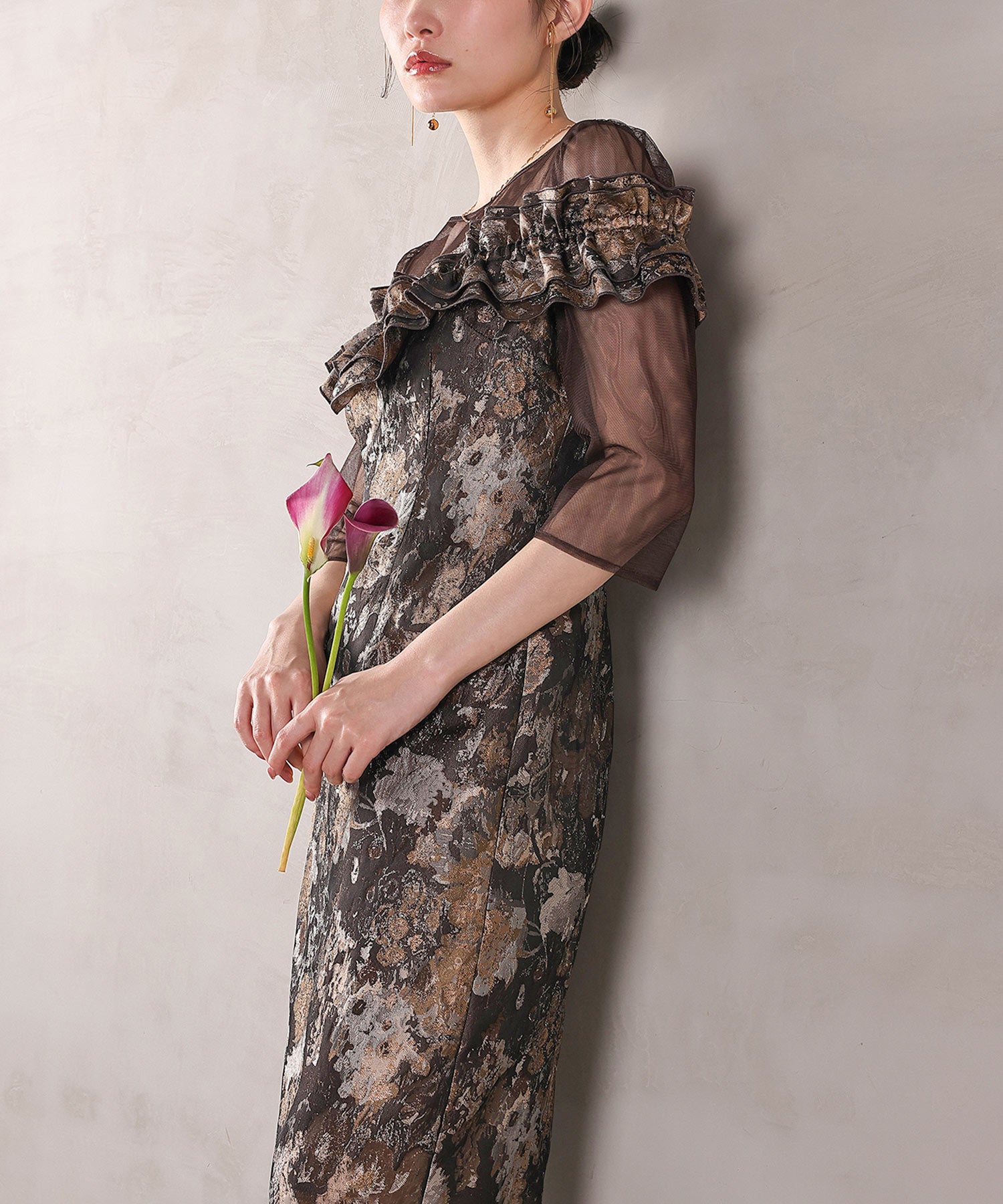 ハートネックフリルジャガードワンピースドレス