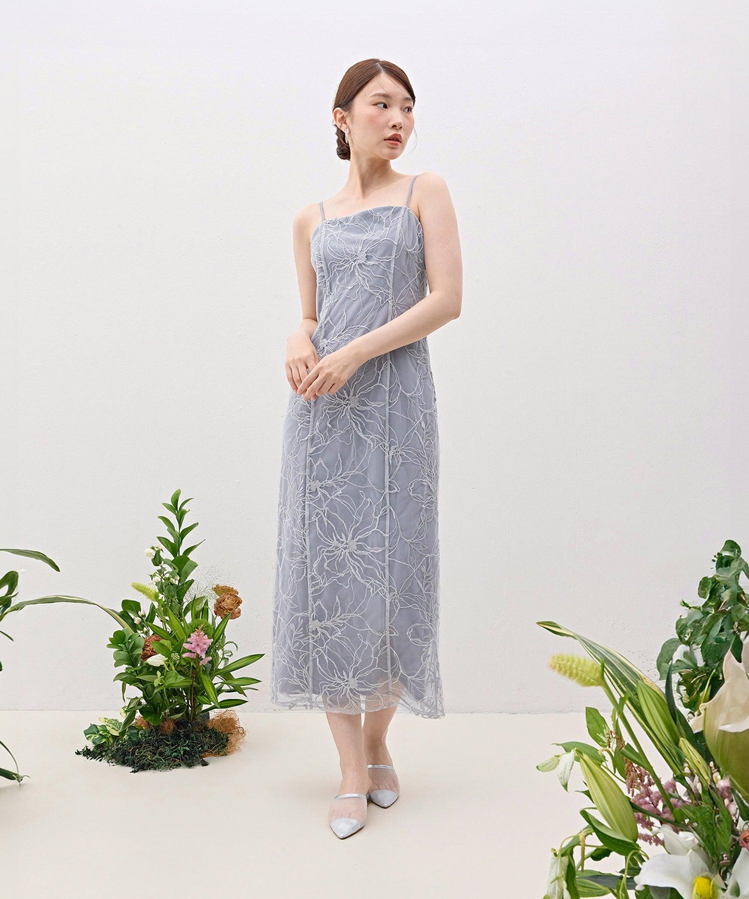 刺繍レースボリュームIラインドレスセットアップ
