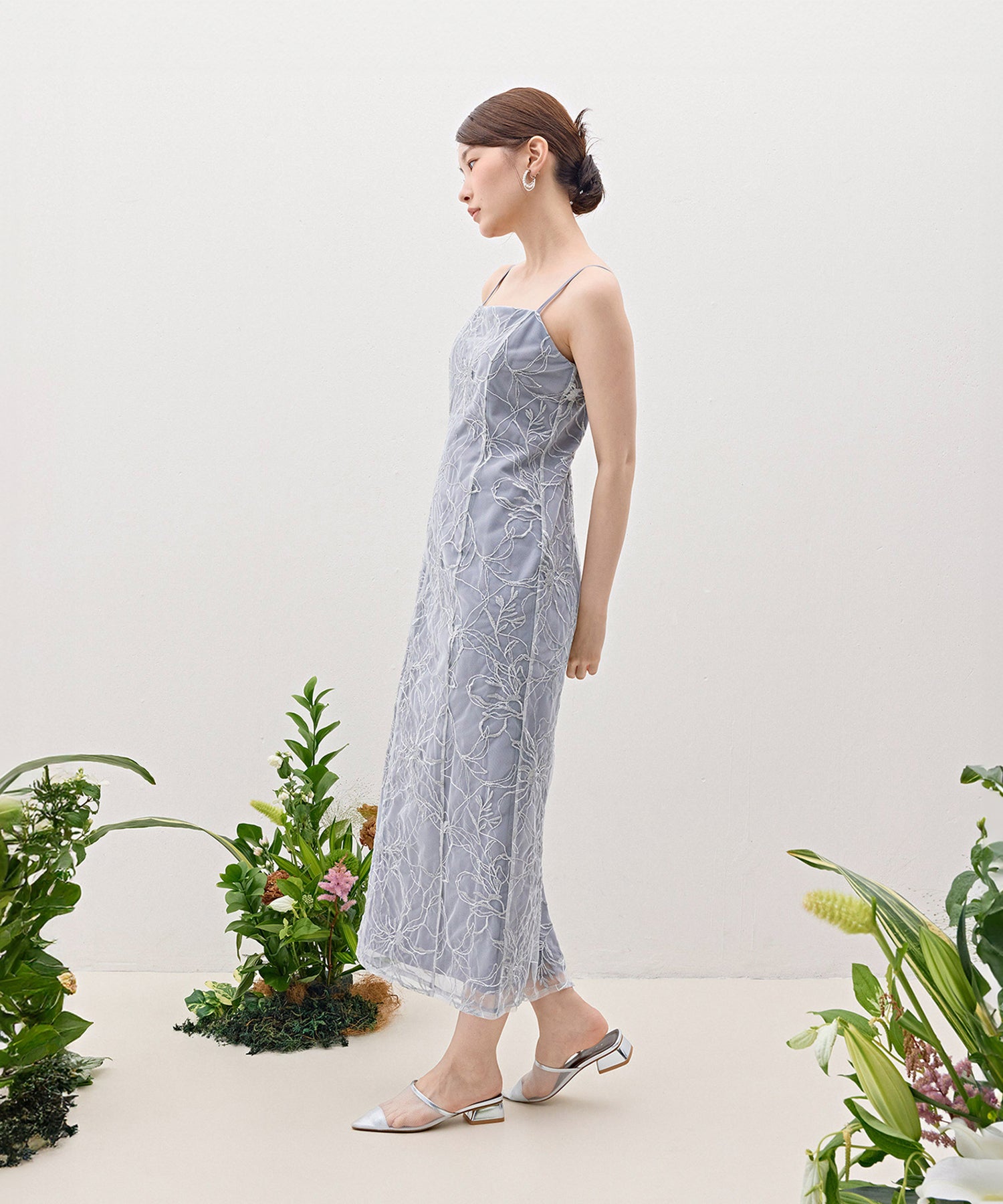 刺繍レースボリュームIラインドレスセットアップ