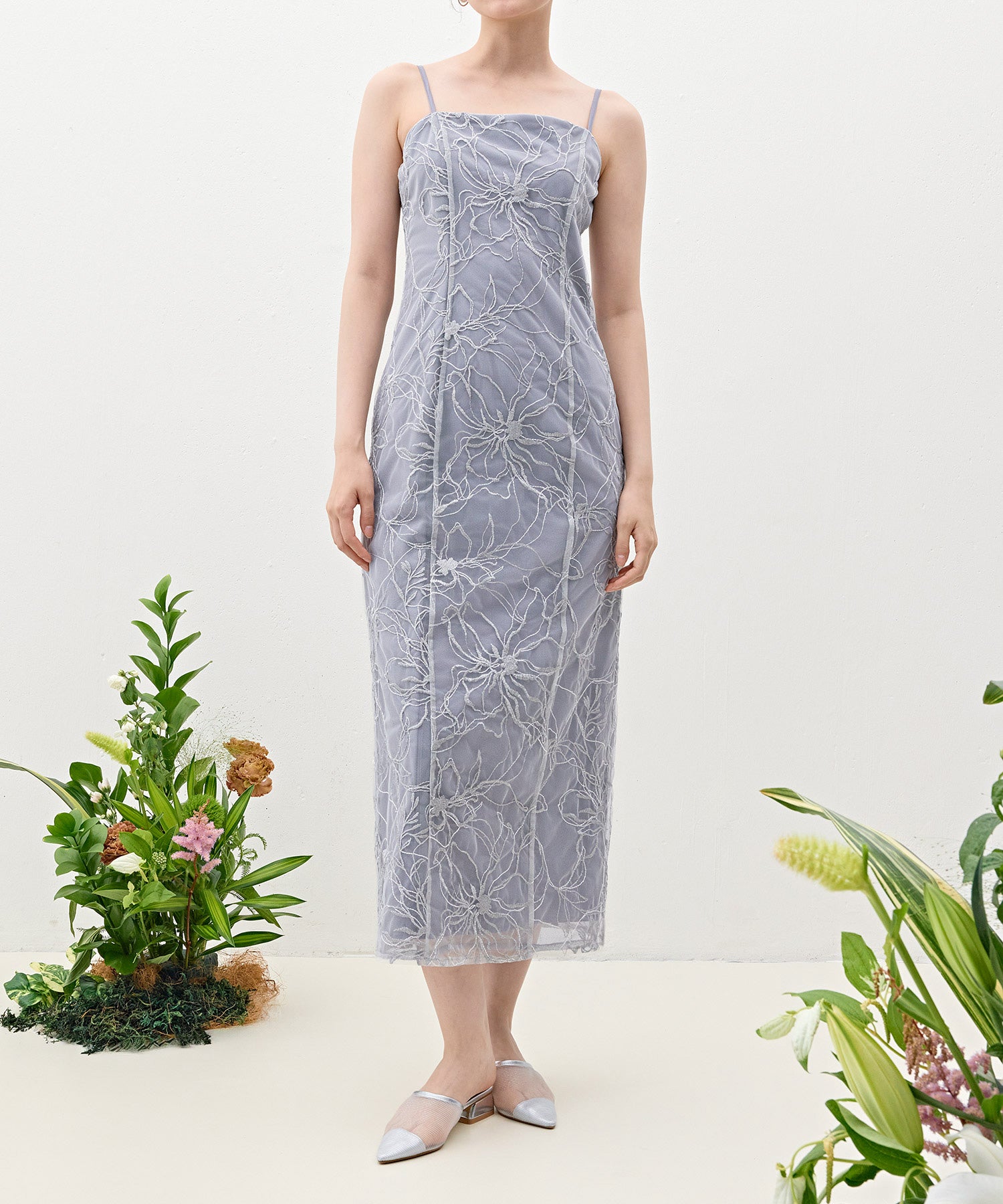 刺繍レースボリュームIラインドレスセットアップ