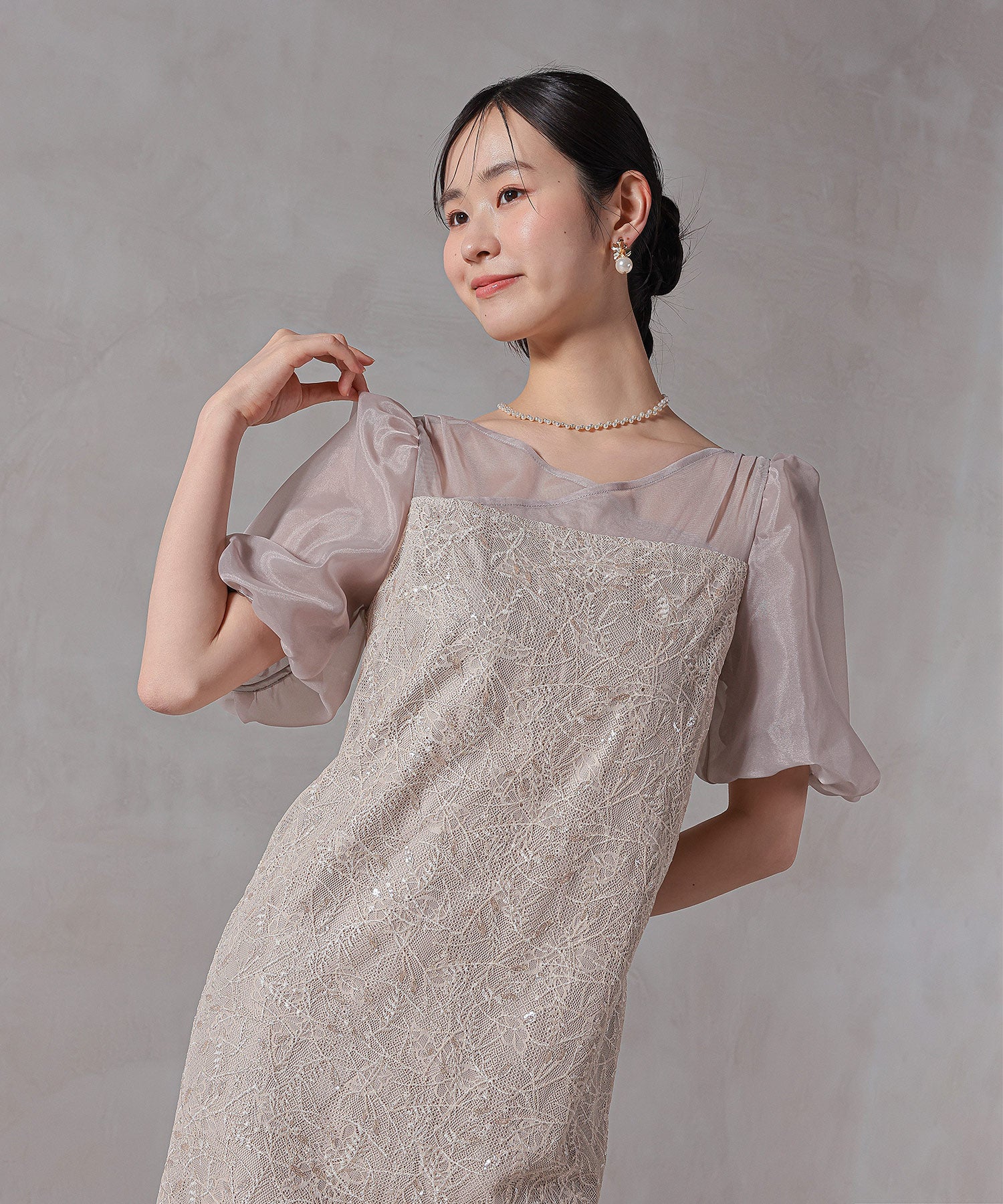 リーフ刺繍スパンコールレースVネックIラインドレス
