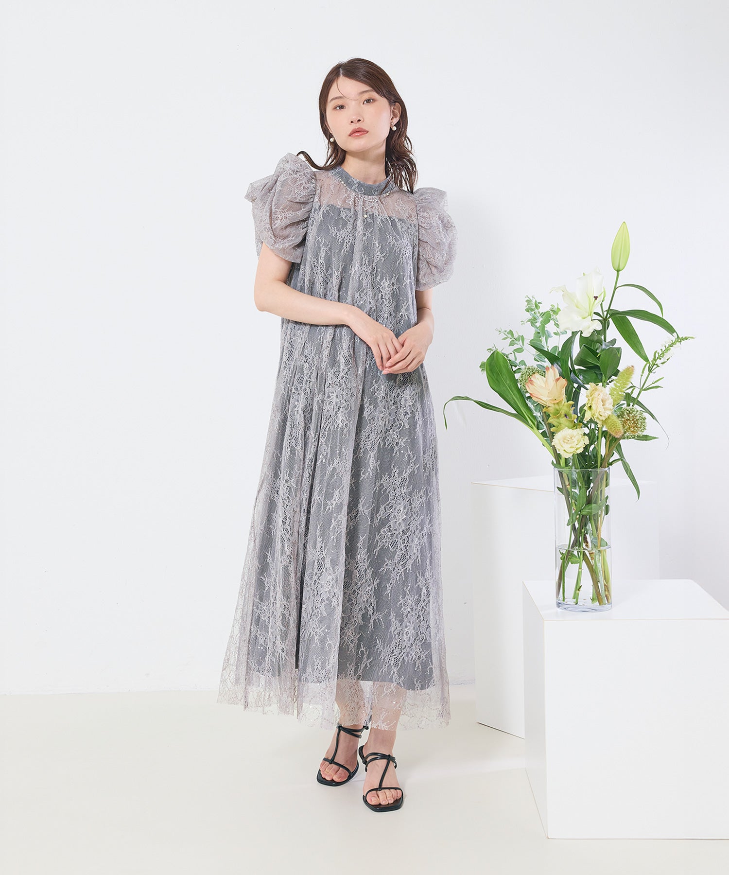 167cm / 着用 M / グレイッシュベージュ