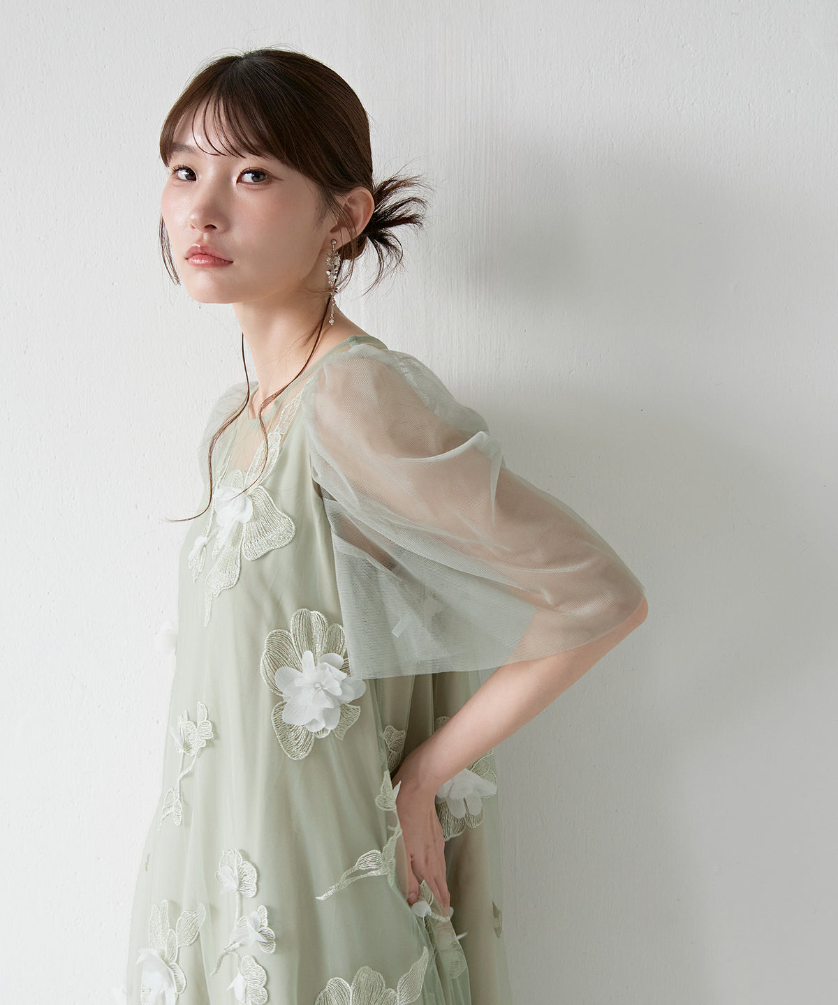 3D花柄レースAラインドレス