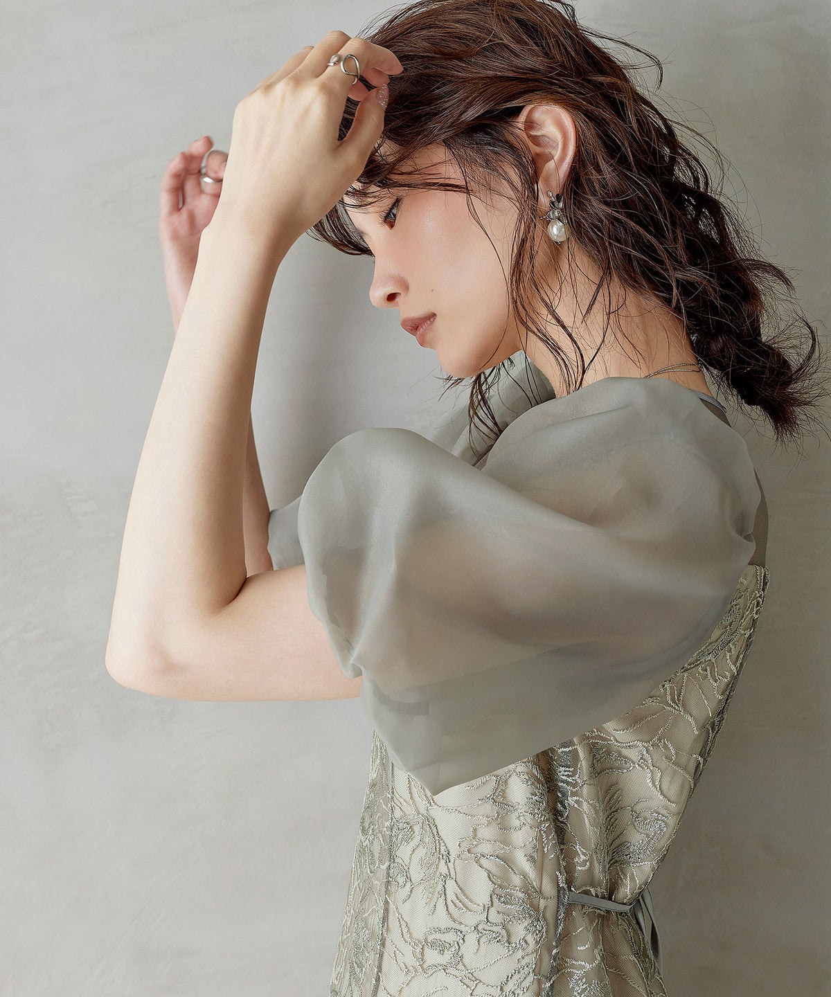 ニュアンス花柄レースフレアドレス