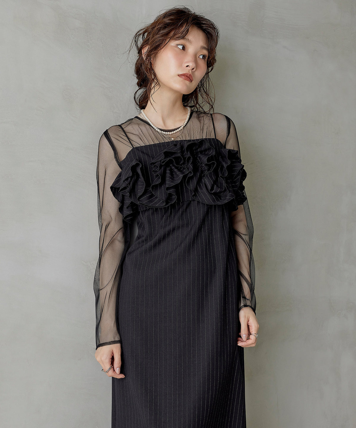ウェーブフリルストライプ2点セットドレス