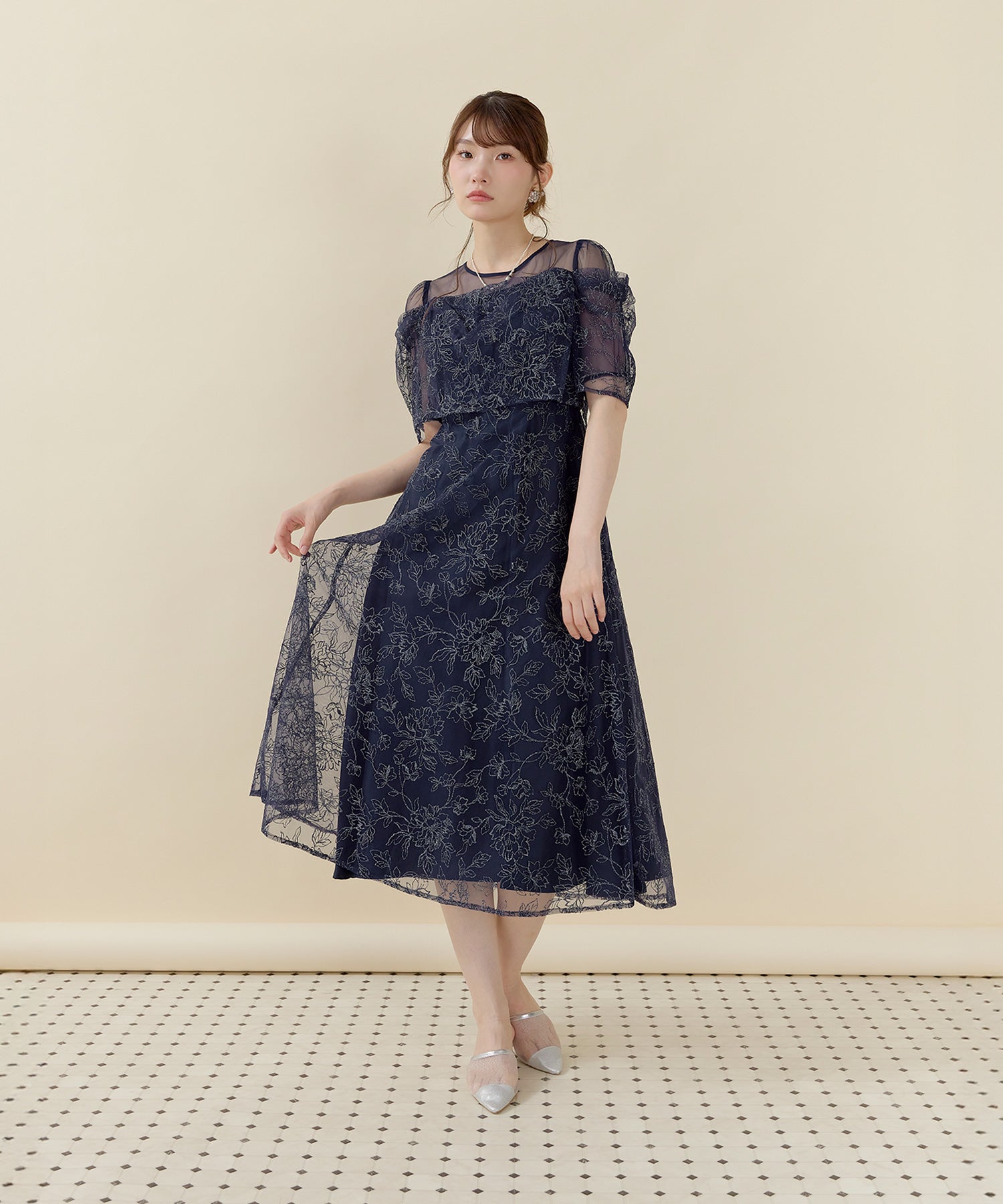 ラメ刺繍花柄オフショル風タックスリーブAラインドレス