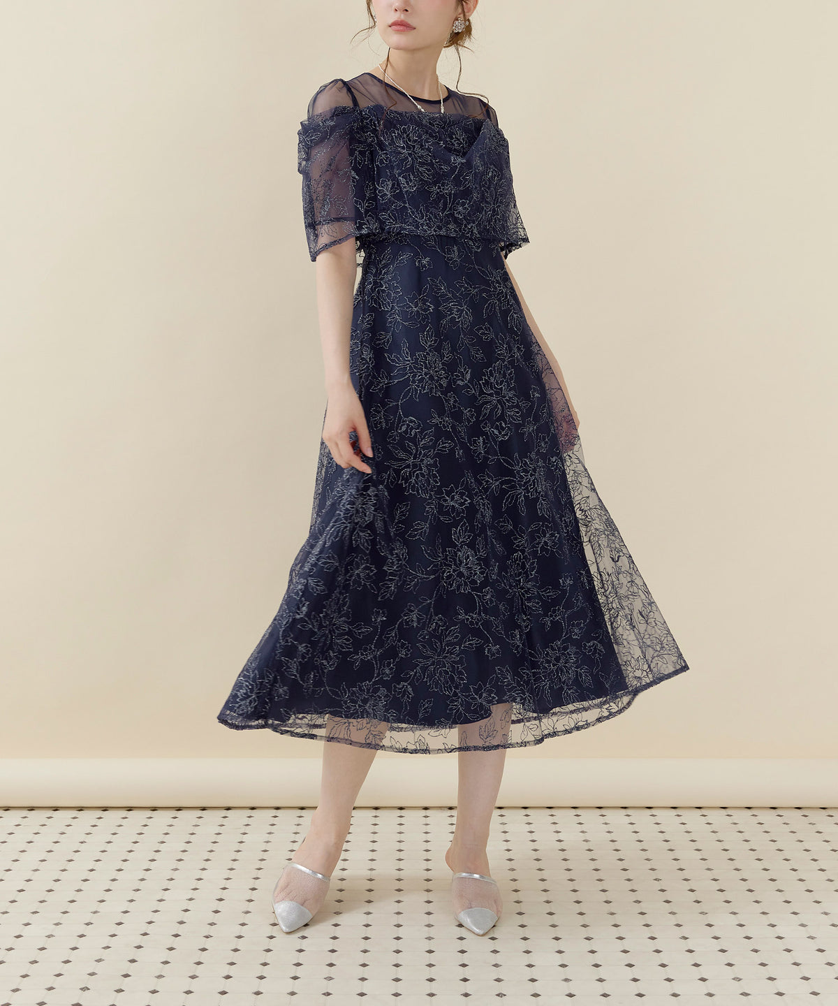 ラメ刺繍花柄オフショル風タックスリーブAラインドレス