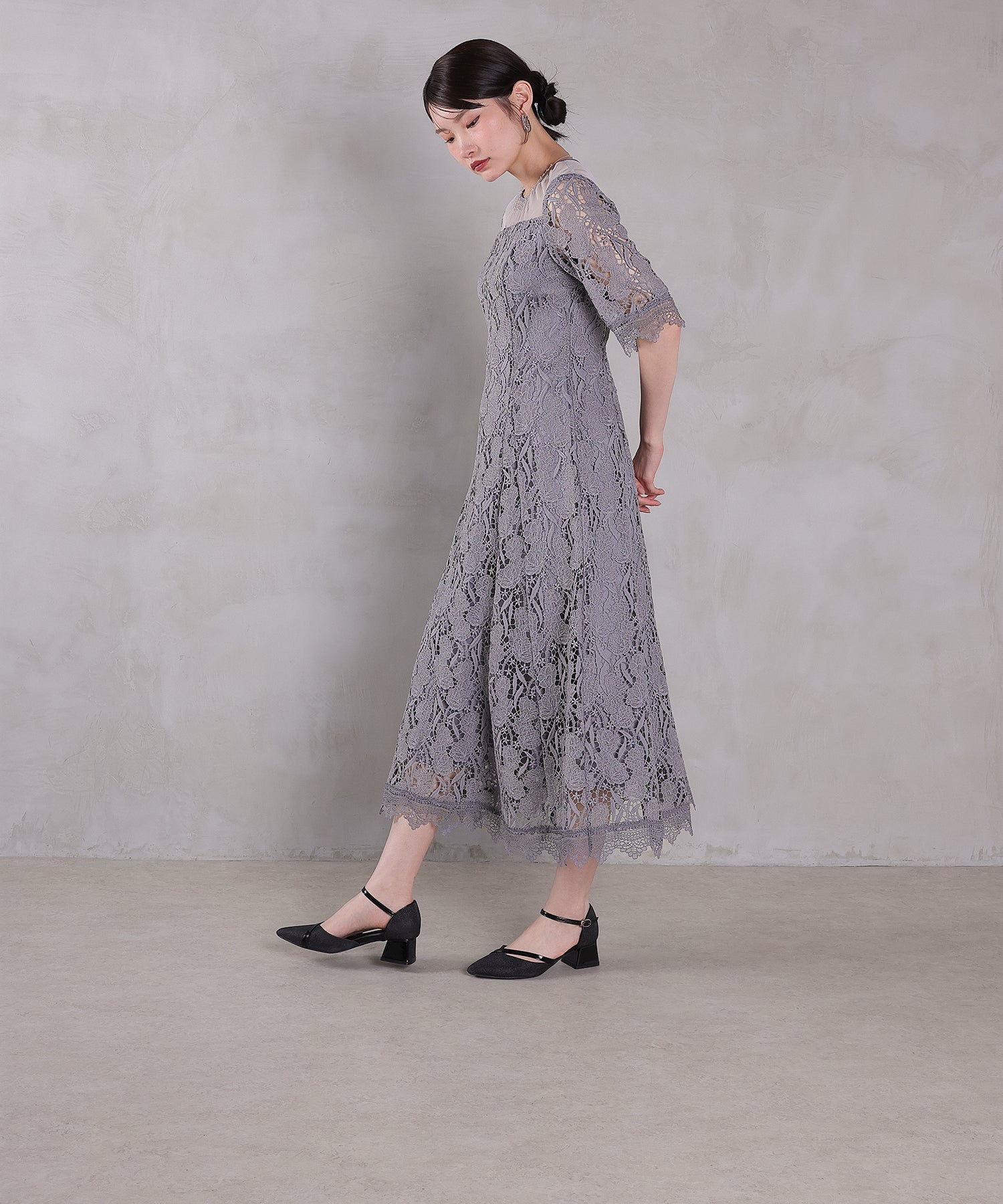 ケミカルレース Aラインワンピースドレス