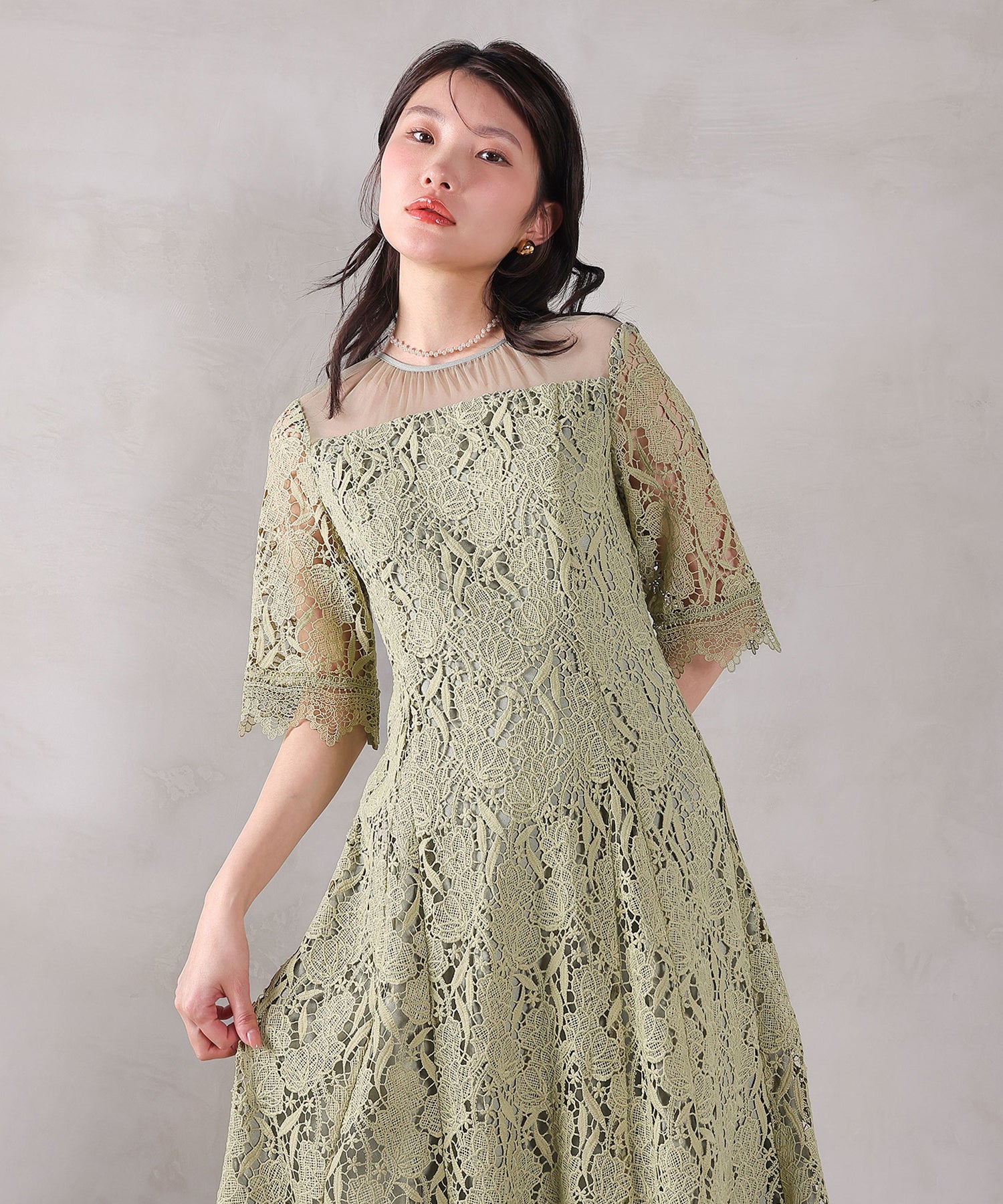 ケミカルレース Aラインワンピースドレス