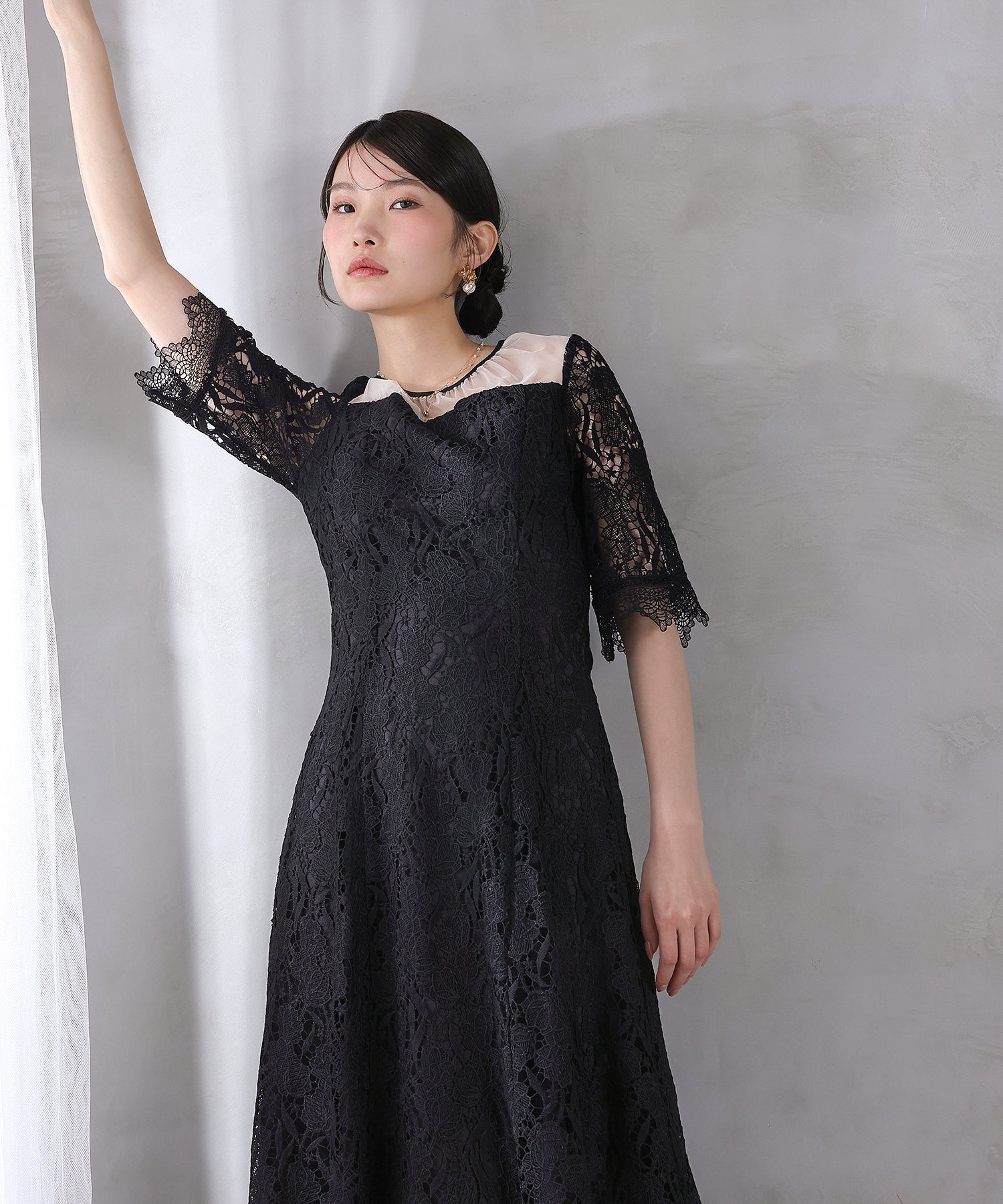 ケミカルレース Aラインワンピースドレス