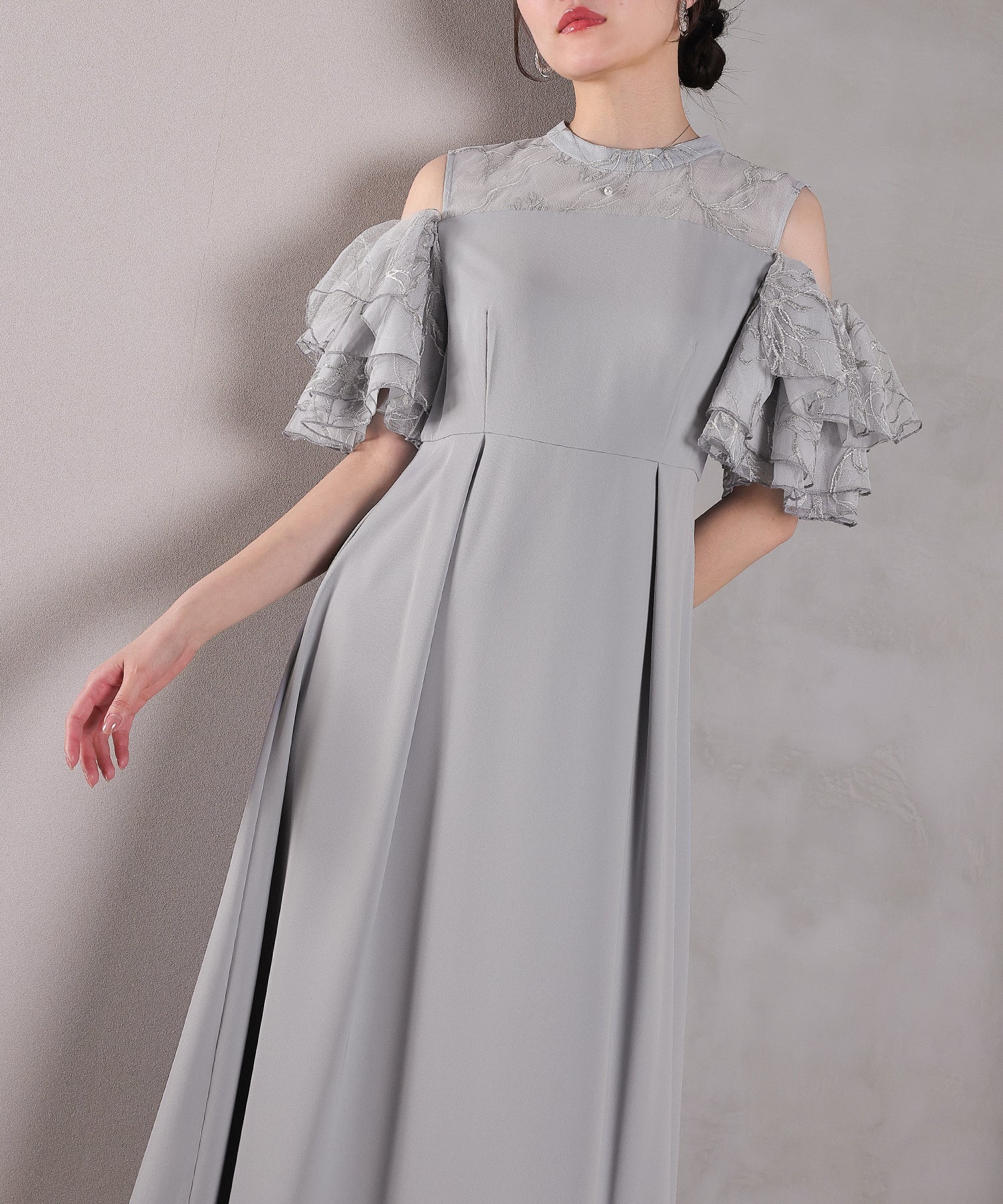 チュールラメ刺繍 オフショル Aラインワンピース ドレス