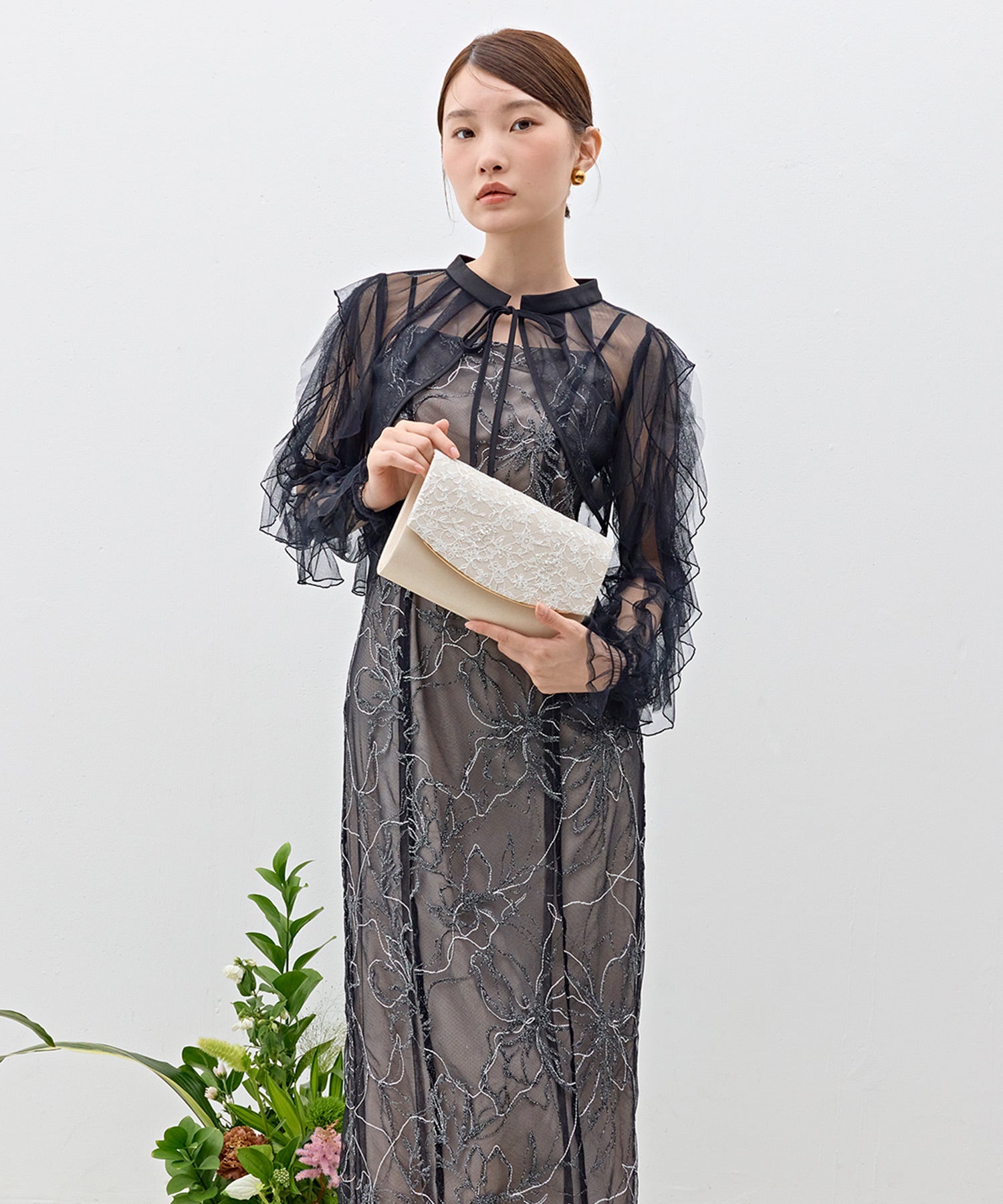 スパンコール繊細刺繍レースクラッチバッグ